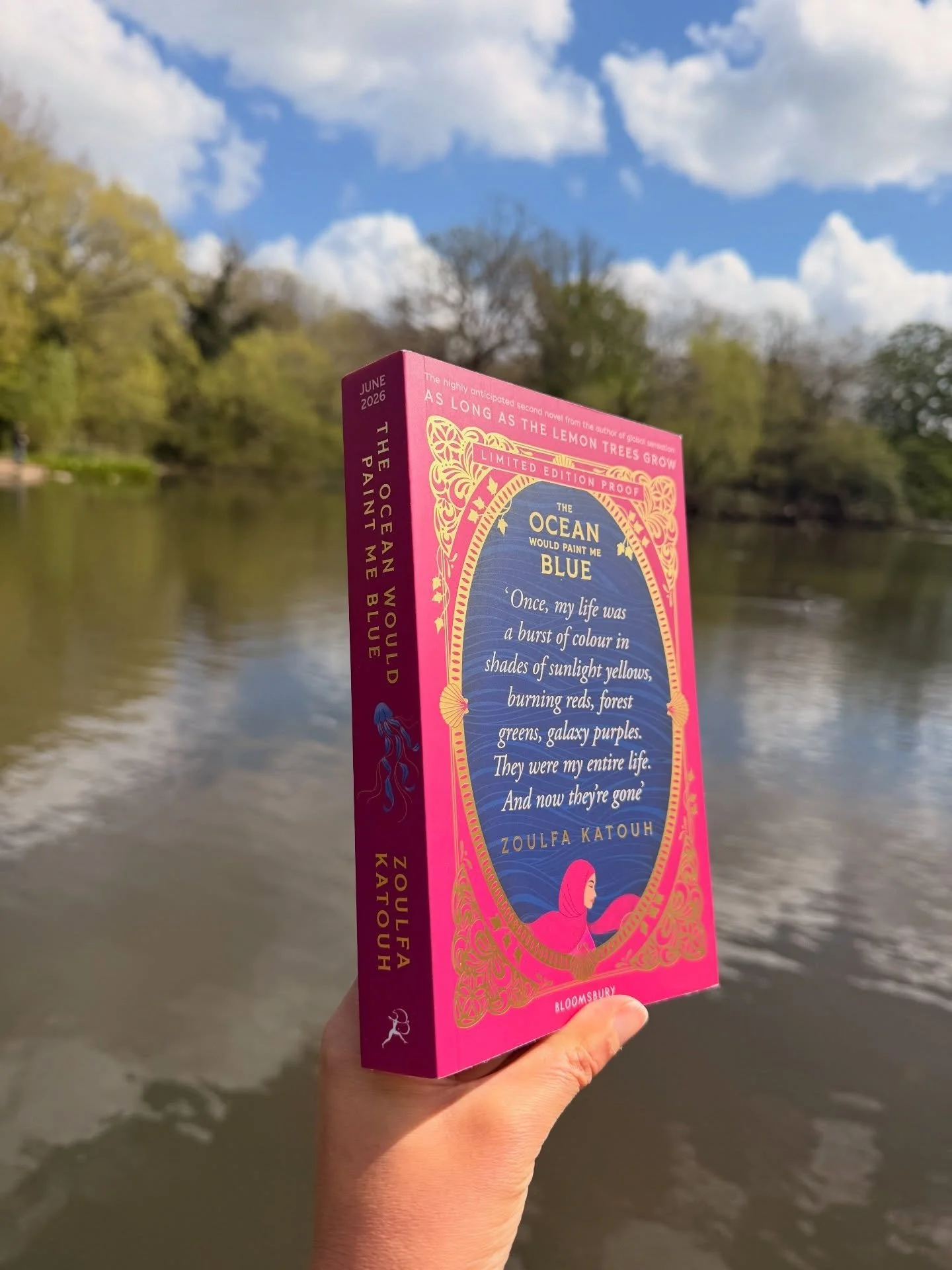 Review from @ostomateforlife:
The Ocean Would Paint Me Blue by Zoulfa Katouh
📘📘📘📘

Second book syndrome who!?
Zoulfa Katouh&rsquo;s second novel, The Ocean Would Paint Me Blue, is a lyrical and poetic masterpiece that doesn&rsquo;t disappoint.  I