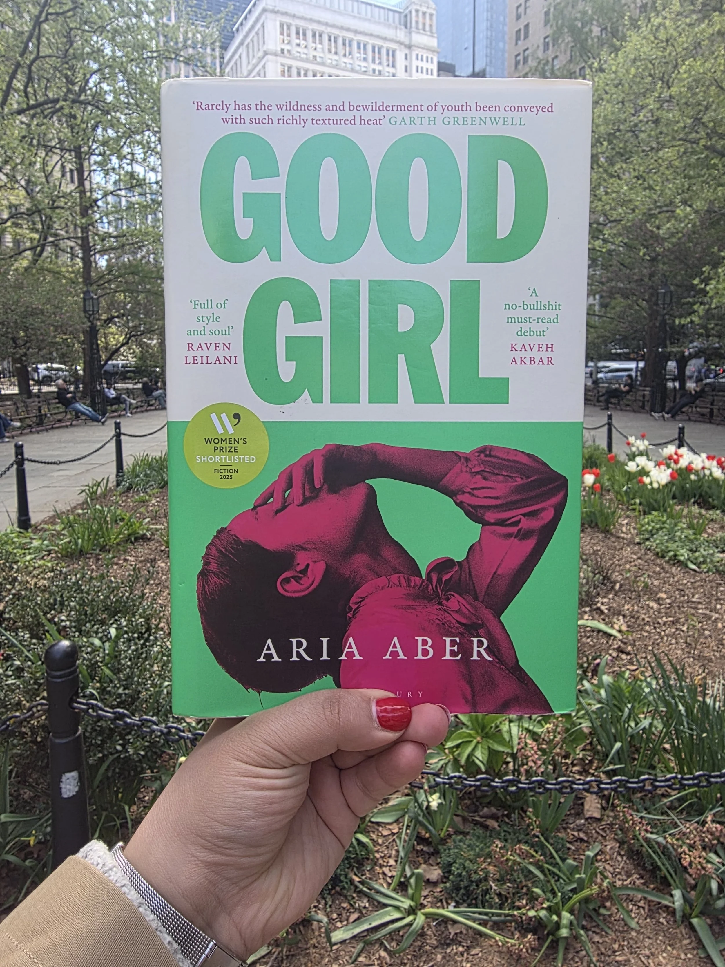 Review from @miriamshanna:
Good Girl by Aria Aber
📗📗📗

We follow Nila, a young Afghan woman growing up in Berlin after her family escapes the war in Afghanistan. She is caught between worlds, never quite feeling like she belongs anywhere. When peo