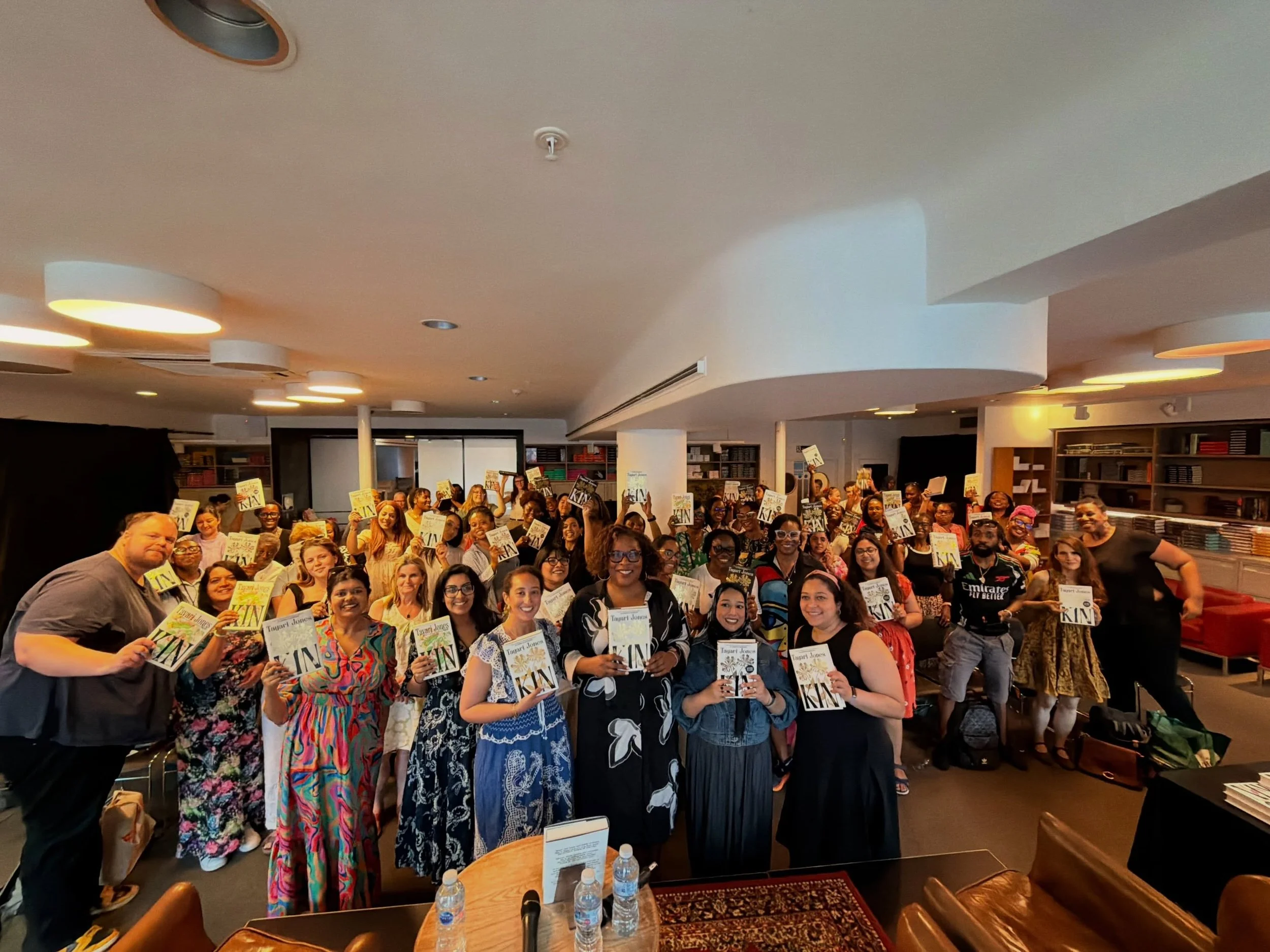 About last night 📚💐

There is nothing quite like a room full of candid and passionate readers. 🤎 
We are still buzzing from our book event with the phenomenal TAYARI JONES, discussing her latest novel, KIN. On a scorching London evening, there was