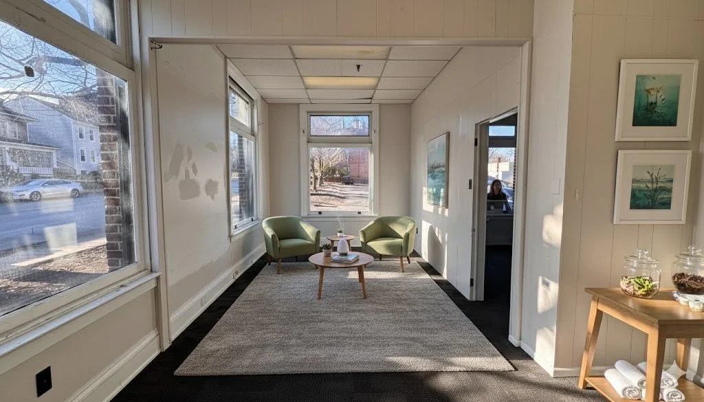 Serenity in the City: Your New Wellness Studio Awaits 🌿

Looking for a space that already feels like a deep breath? Formerly a spa studio, this beautifully partitioned suite at the New York Wire Works is ready for your wellness-focused business. Whe
