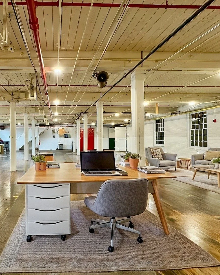 🏢 Massive 3,500 Sq. Ft. Creative/Flex Space Available Now in York! 🏢
Looking for the perfect blank canvas to scale your business, launch a co-working concept, or house your production team? Look no further than 441 E. Market St. (Suite 6100A) at th