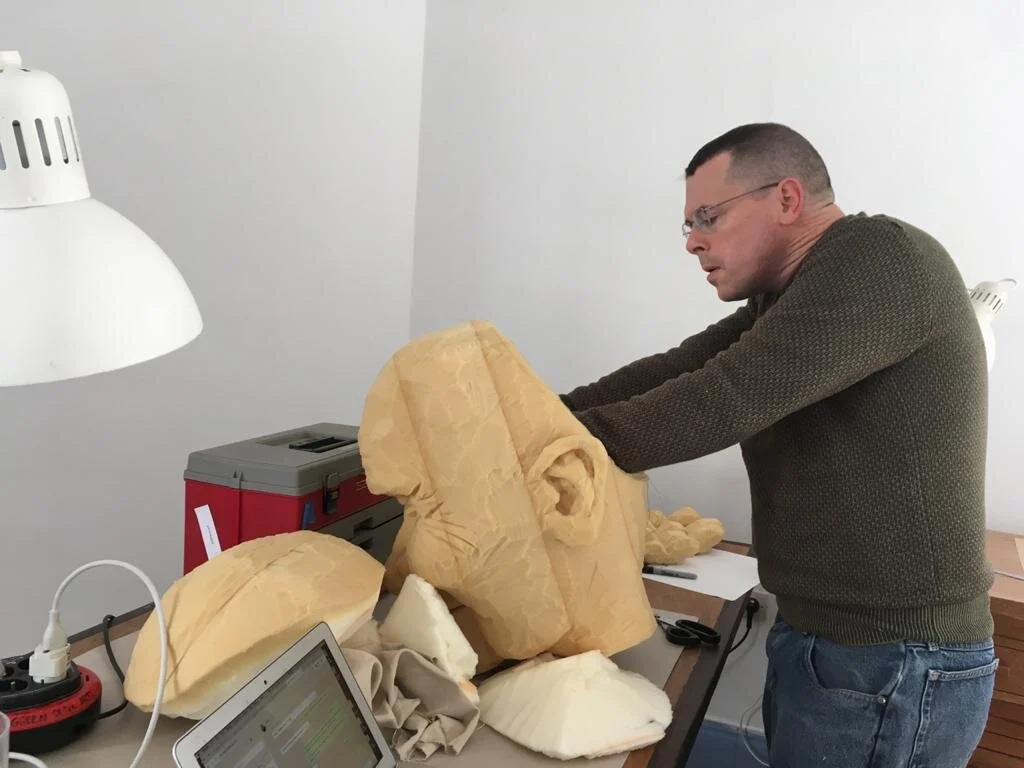 Tetouani build - brain surgery