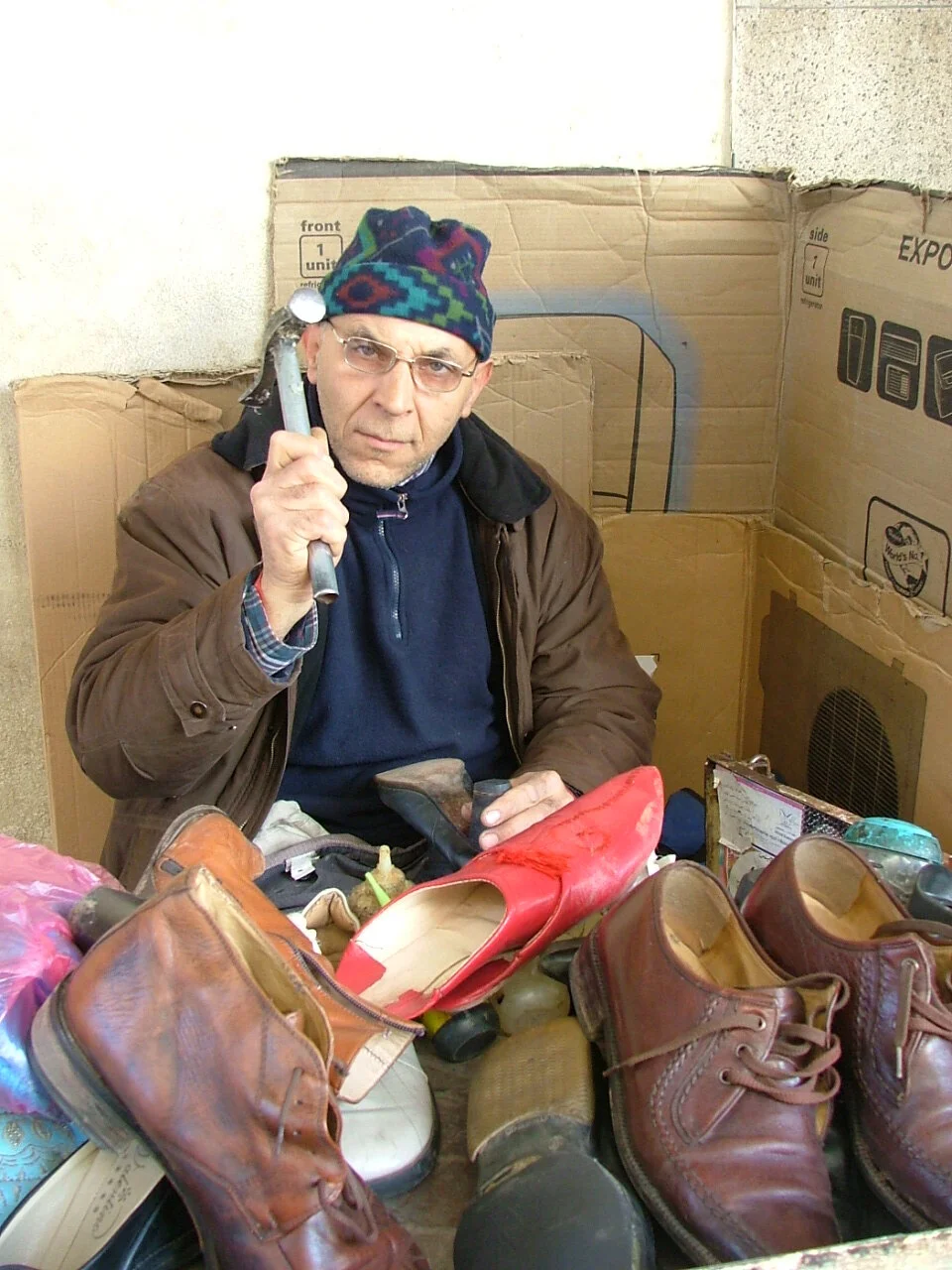 Ahmed - hammer threat