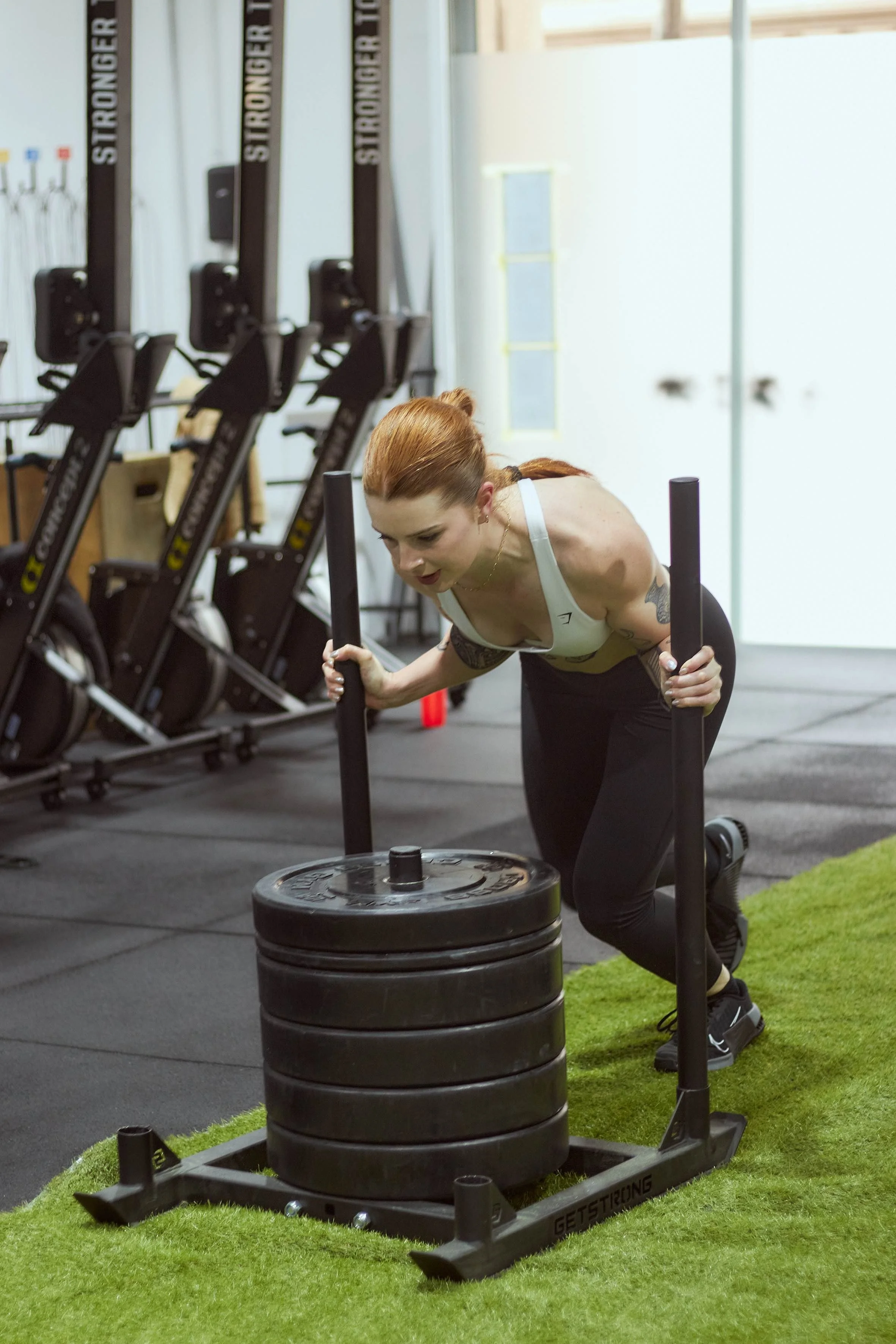 Mejora tu Carrera en Hyrox entrenando CrossFit