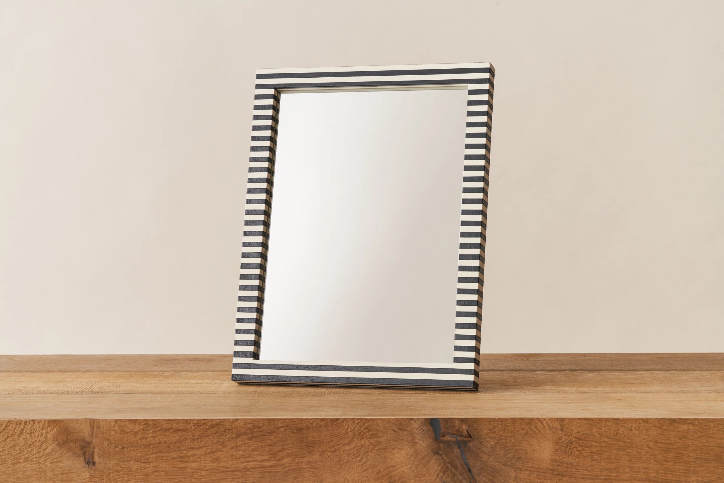 Striped Dressing Table Mirror 8.jpg