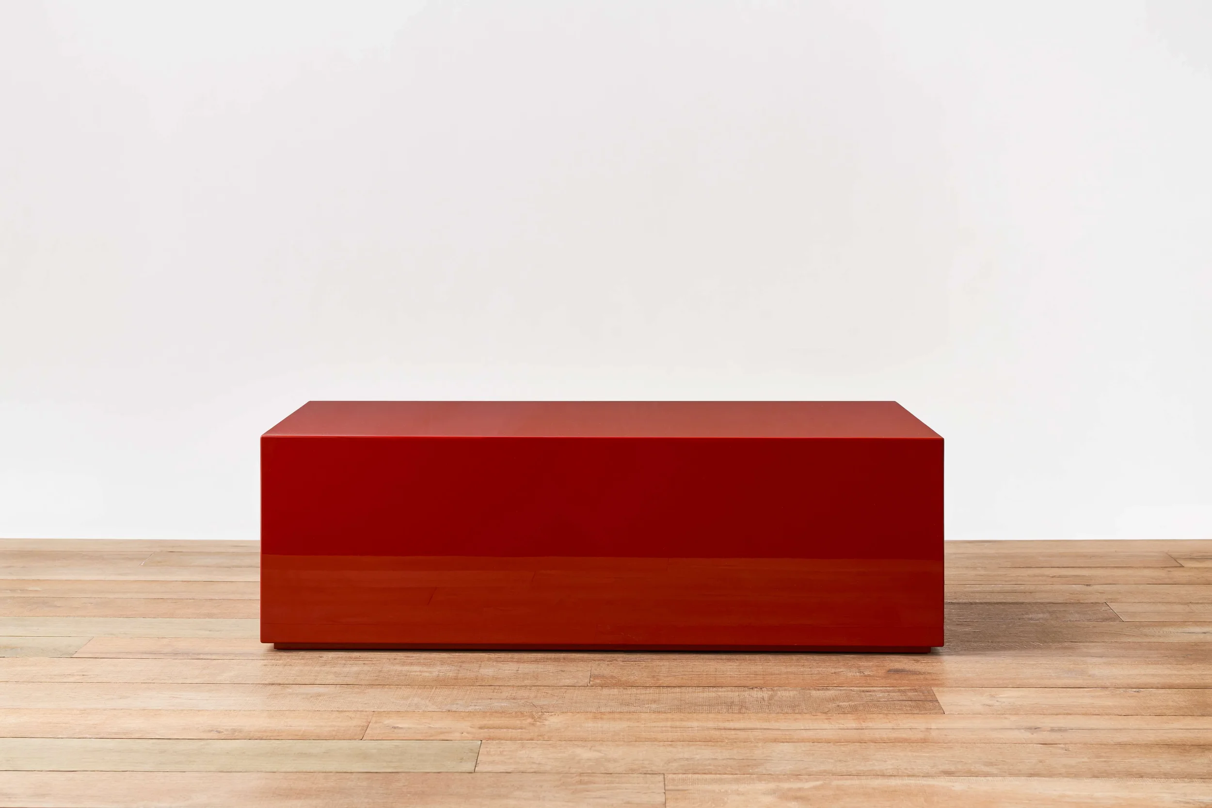 BUFFED UP LACQUER COFFEE TABLE