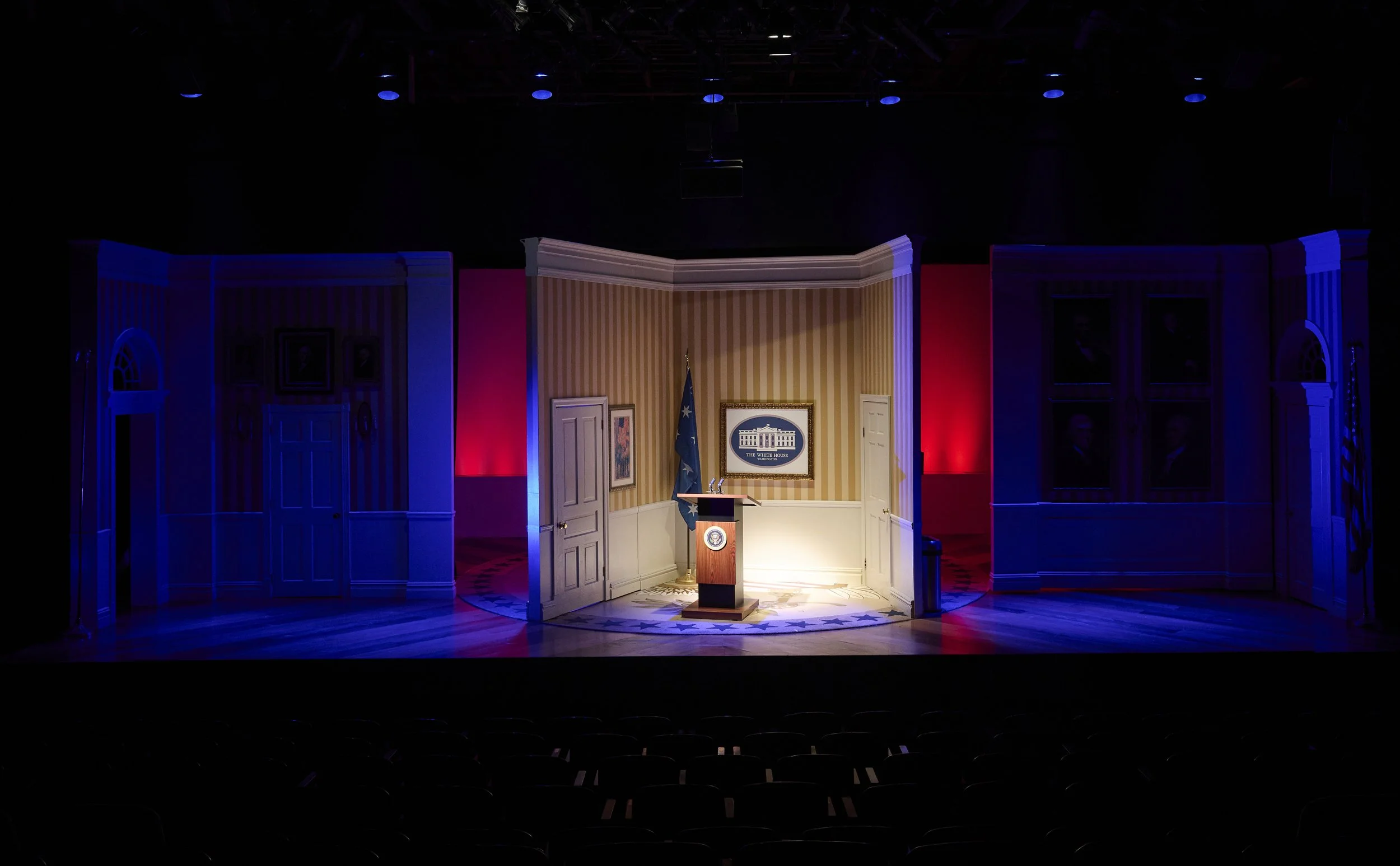 POTUS — JACKIE FOX set and lighting design