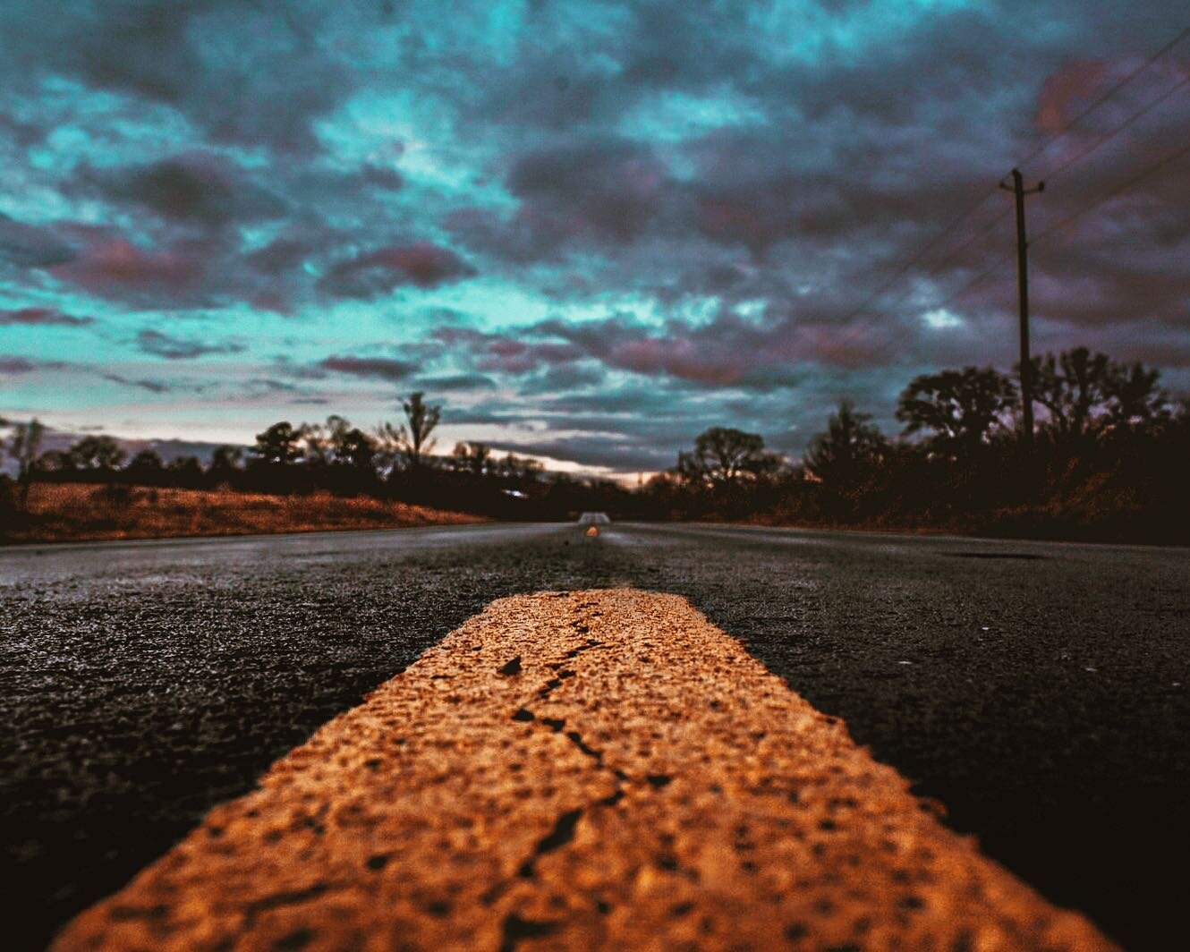 County Road 36 after an afternoon rain.
Clear and saturated.
.
.
.
.
.
.
.
.
#depthobsessed #ourvisualvibes #alabama #sweethomealabama #moody #bhamnow #exploretocreate #instagrambham #thisisalabama #soulgrown_alabama #epicimagez #alabamaoutdoors #our