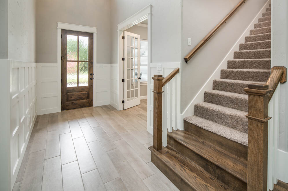 020_Staircase_004.jpg