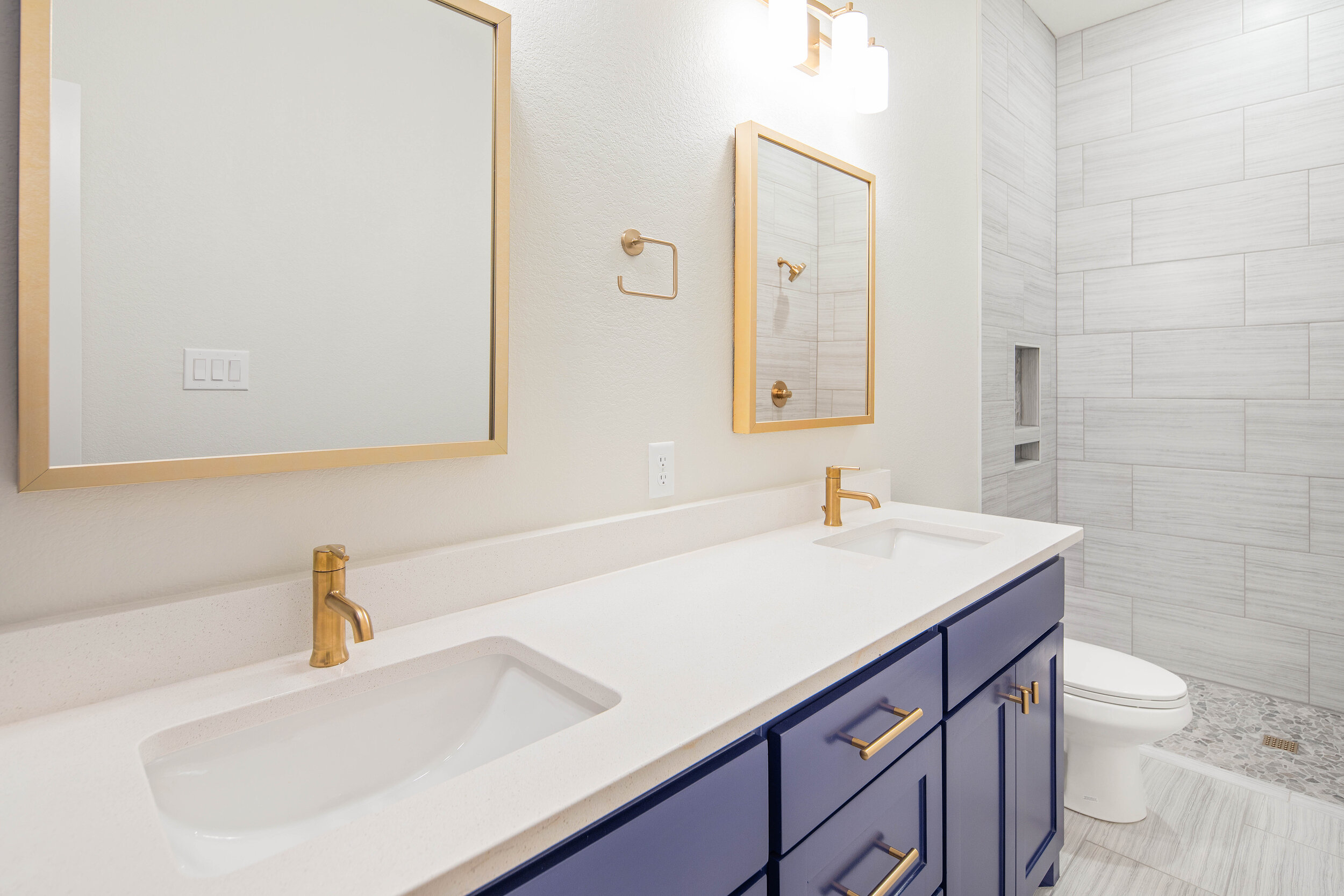Guest Bath A.jpg