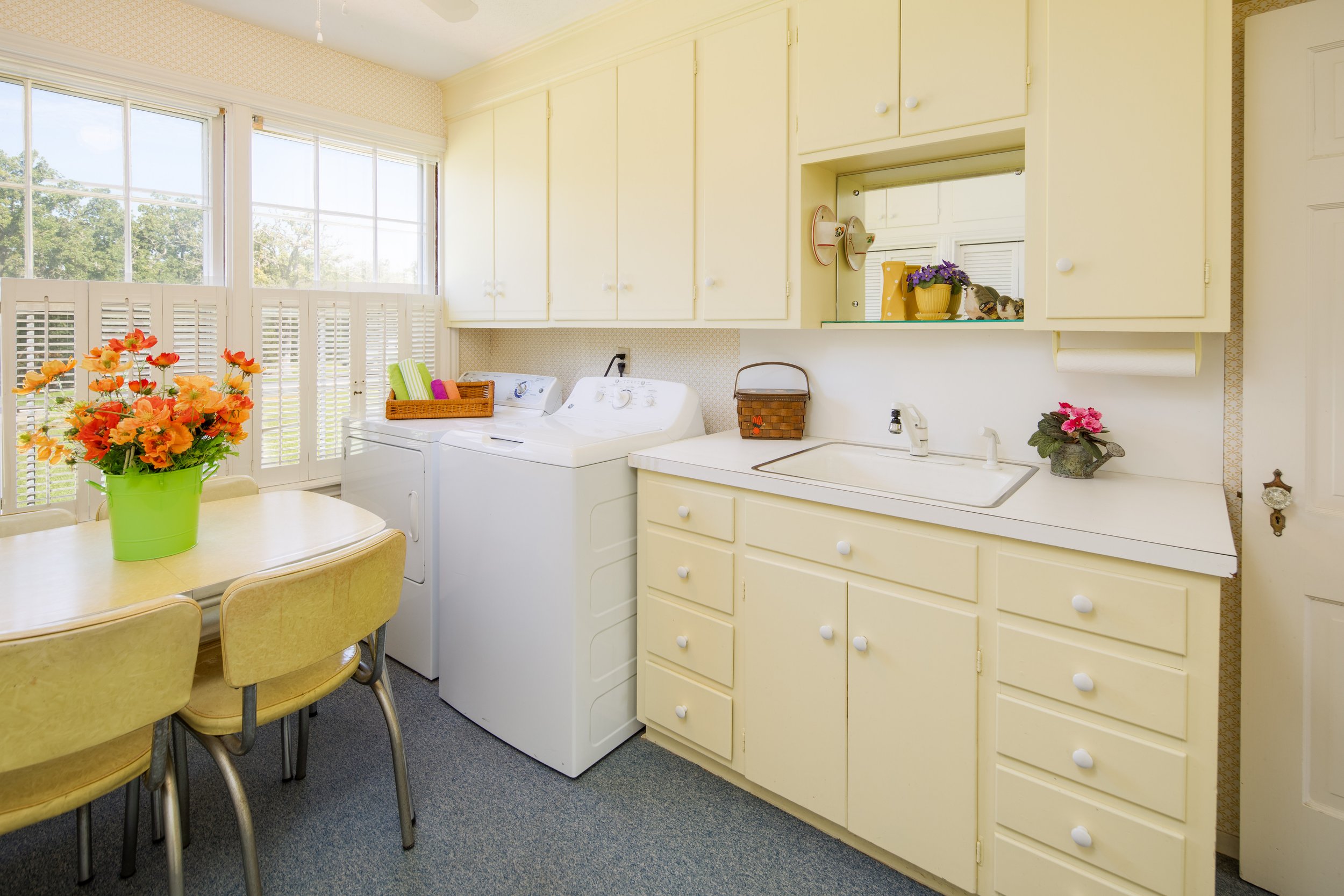 Guest House 02.jpg