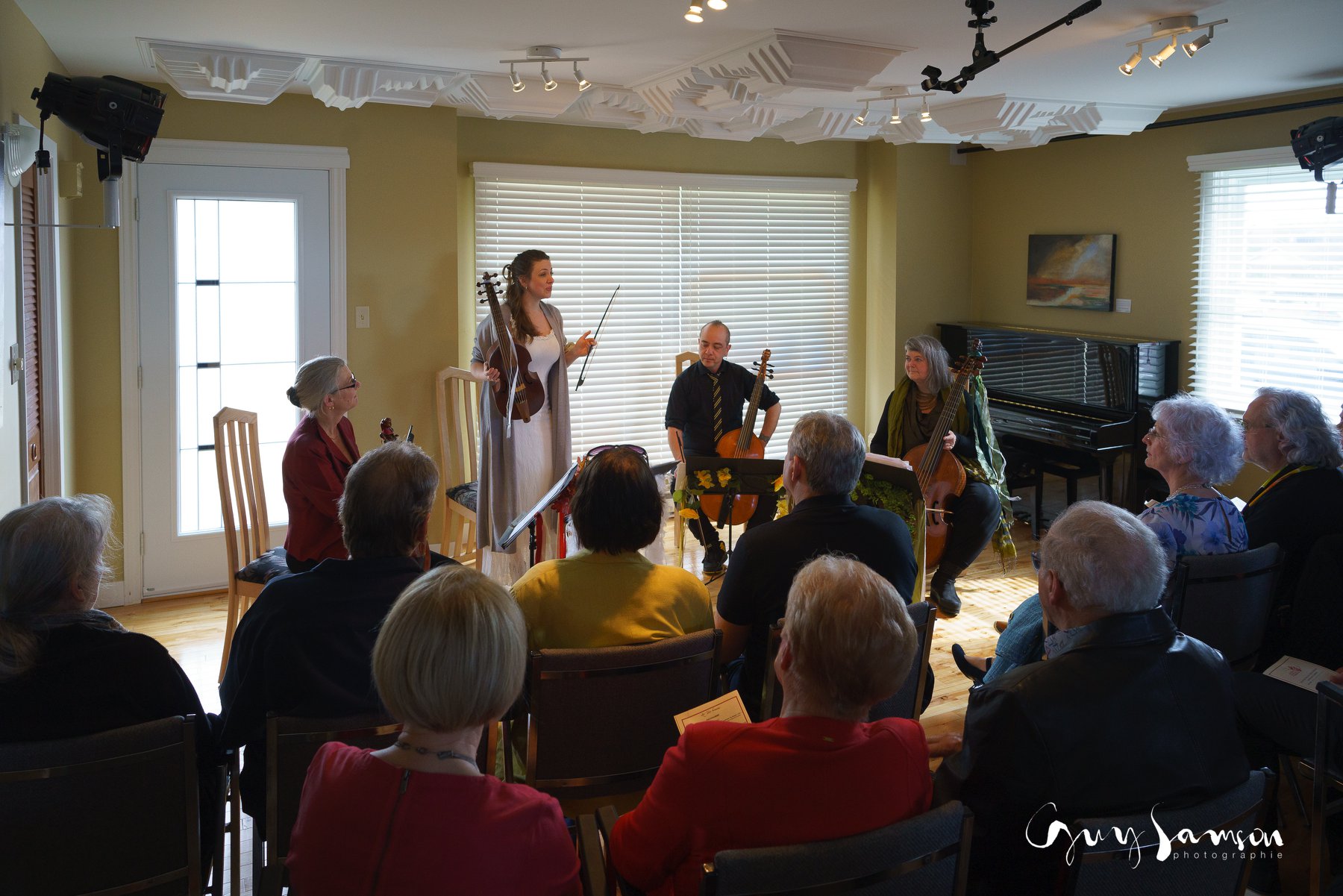 Dimanche, le 21 avril -  Les Voix humaines consort "4 Saisons, 4 Violes