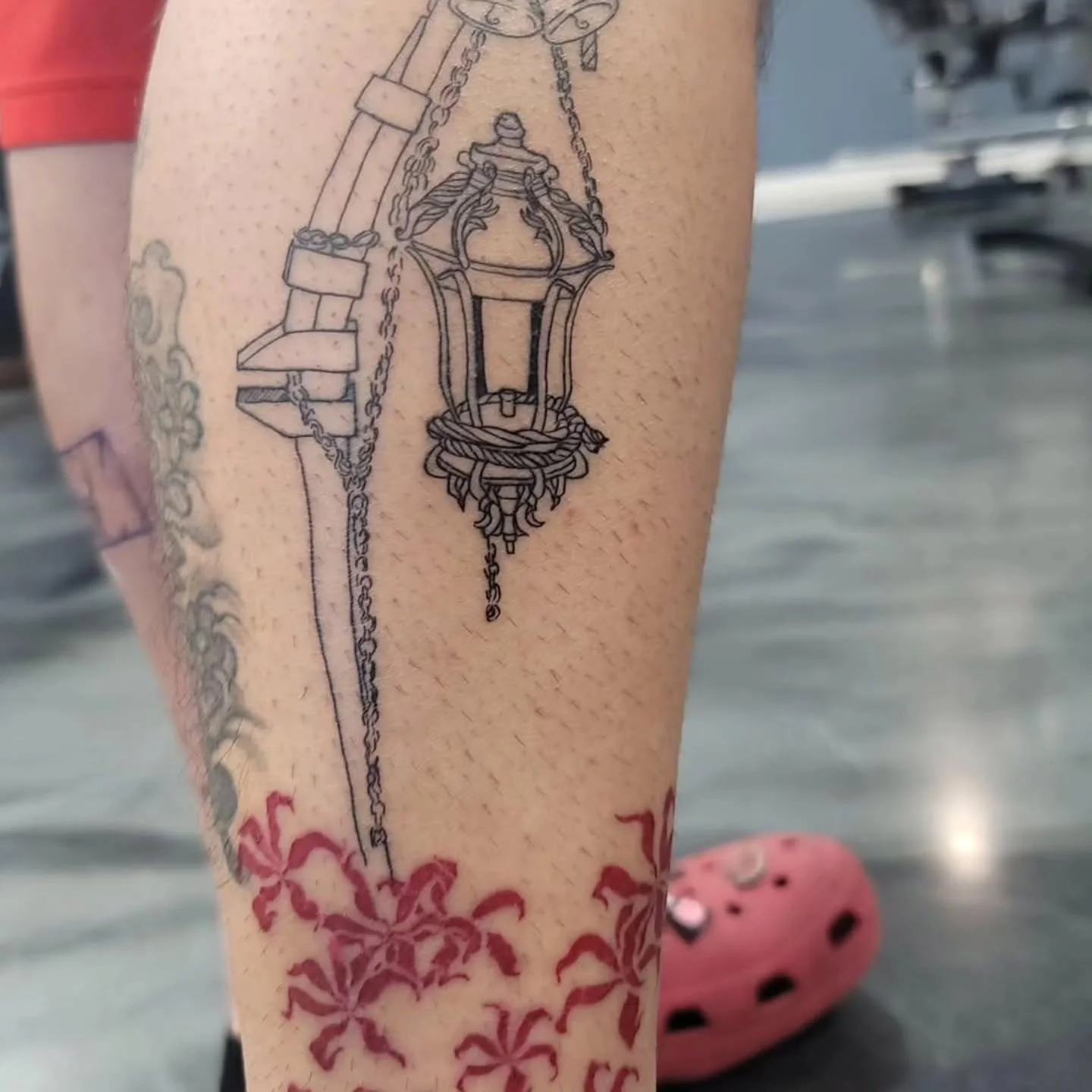 Dark souls and some blood Orchids 

#tattoo #darksouls