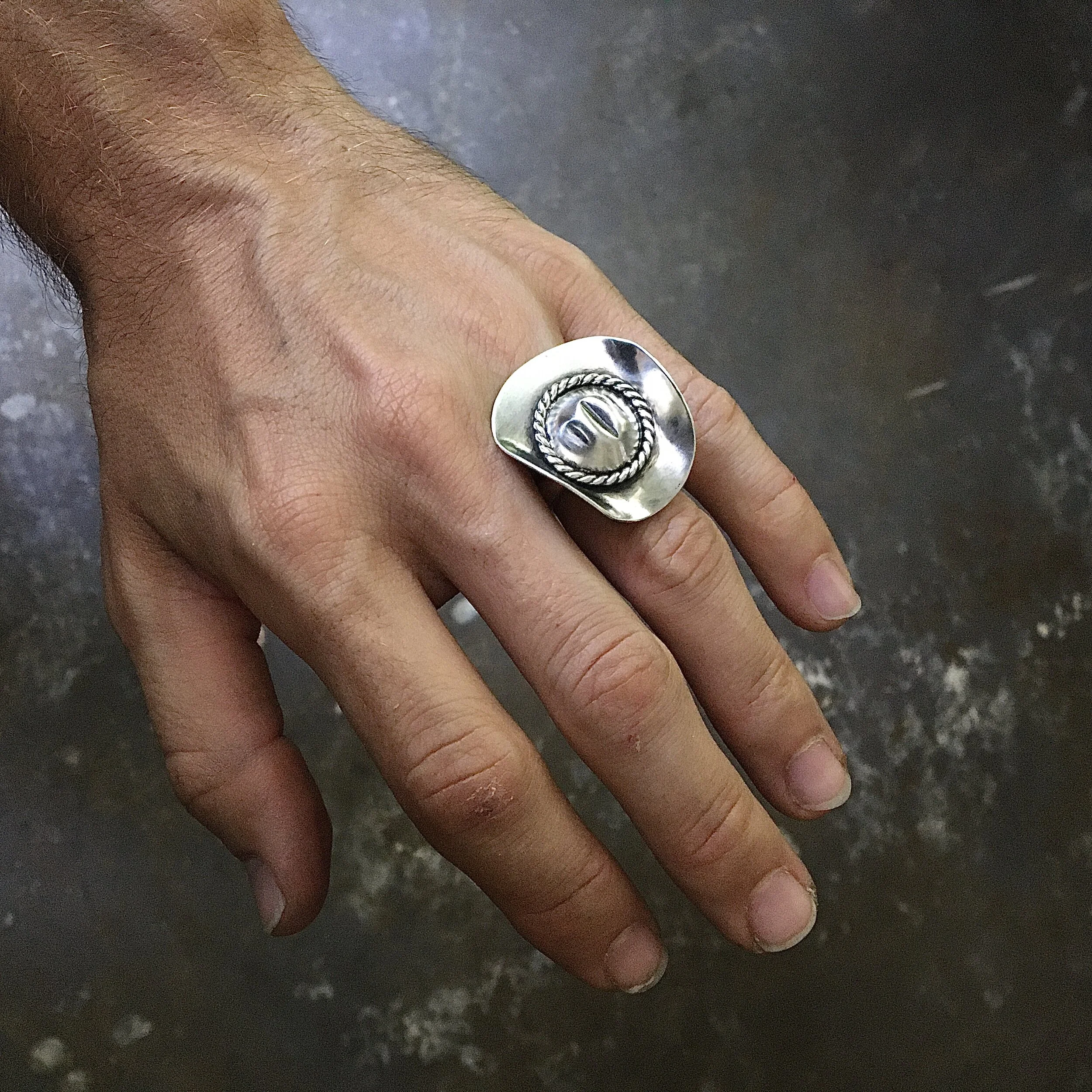 656DB6B7-4F10-414A-A033-23B58A63E351