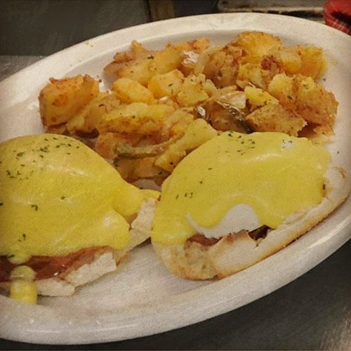 eggs benedict.jpg