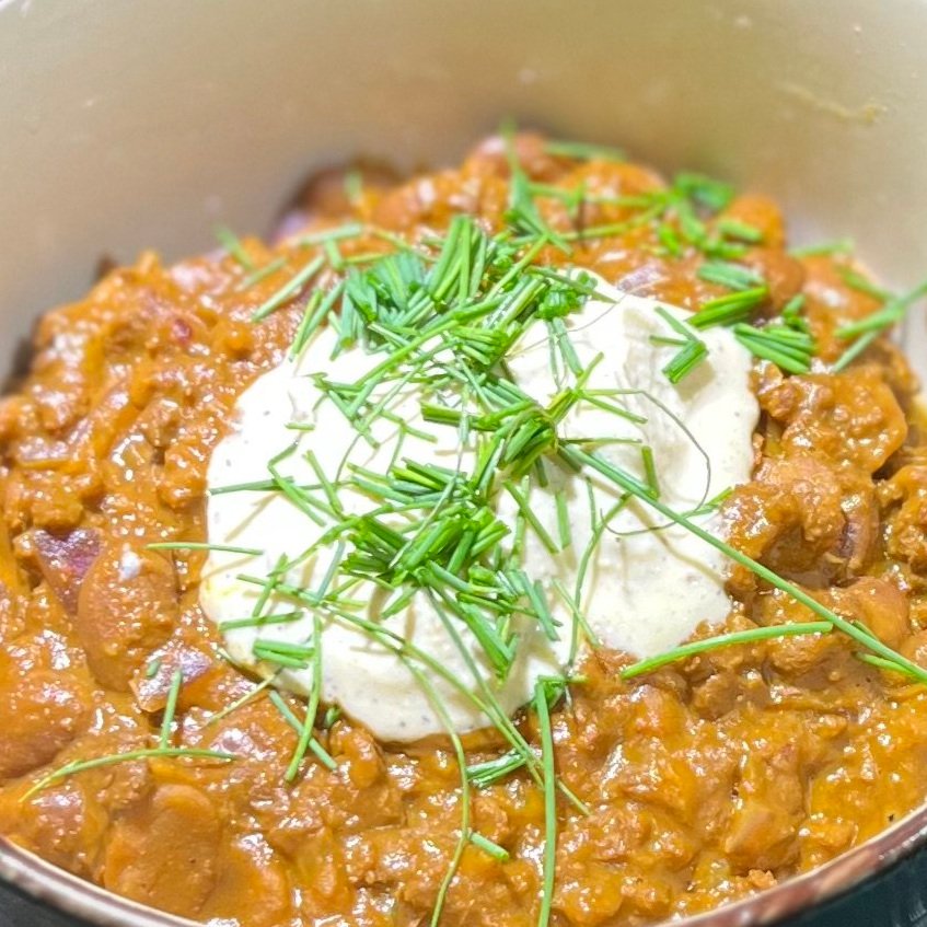 Irresistible Chili with Sour Cream