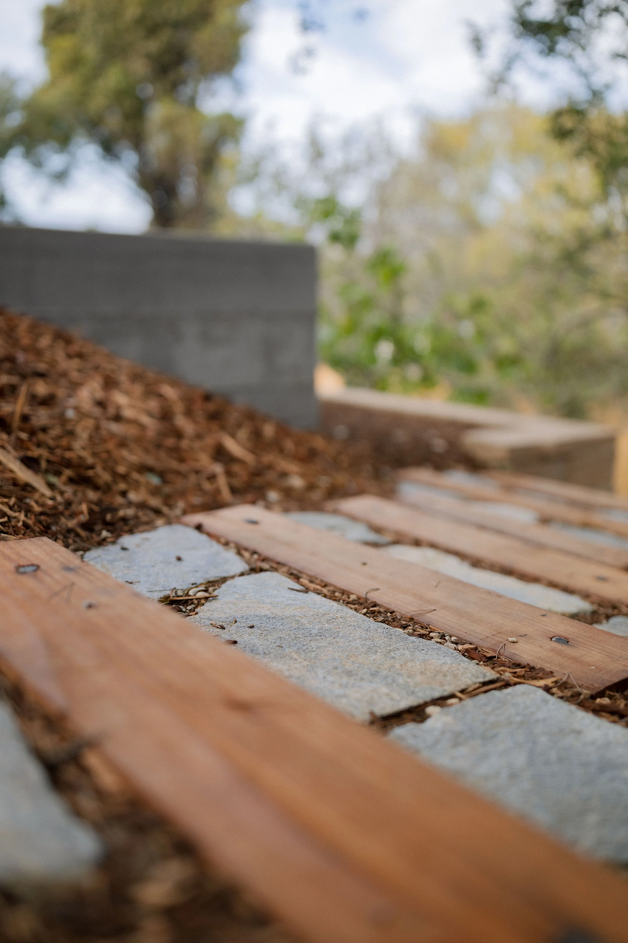 Contour Landscaping ~ Leece Residence_035.jpg