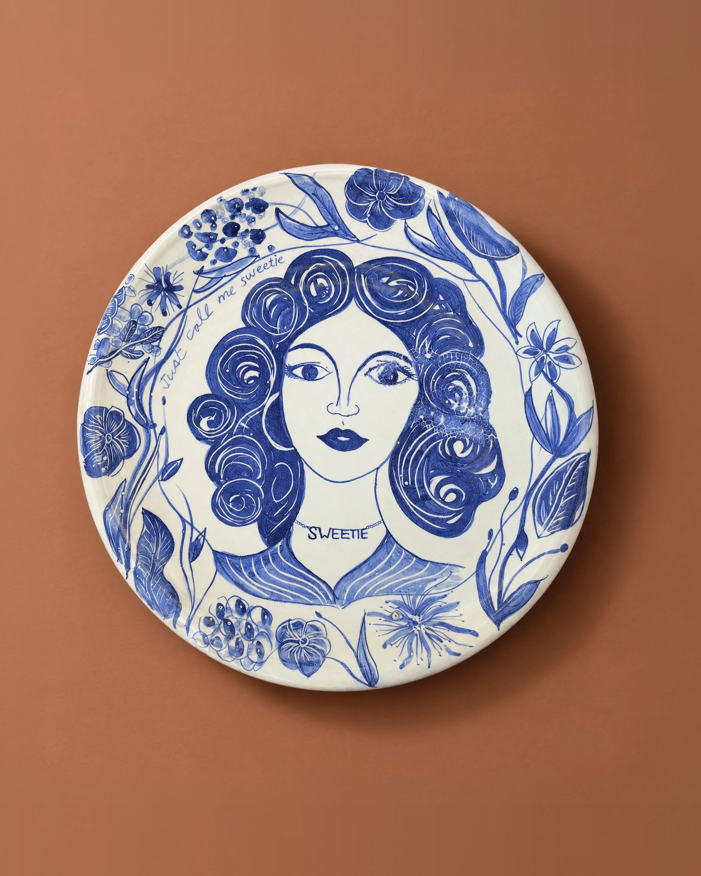 sweetie_plate_terracotta_clay_2500_4x5.jpg