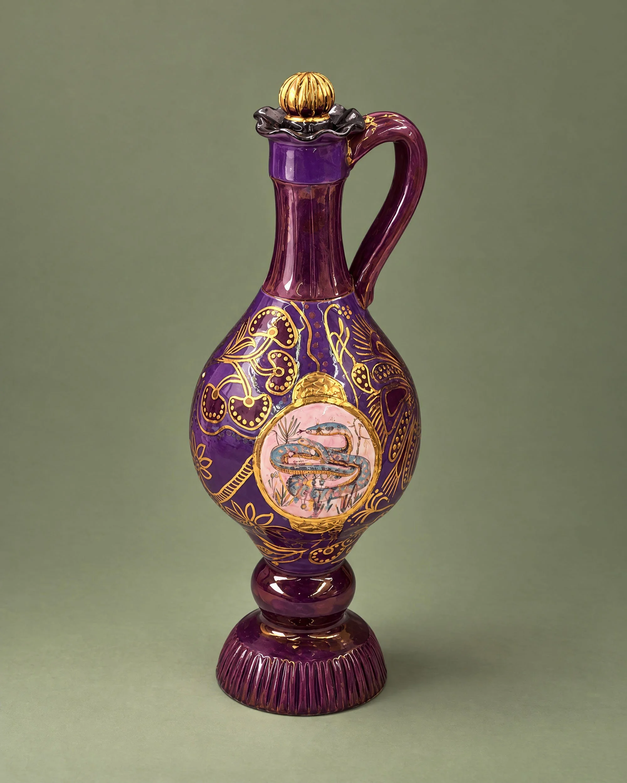 purple_snake_decanter_front_sage_editorial_2500.jpeg
