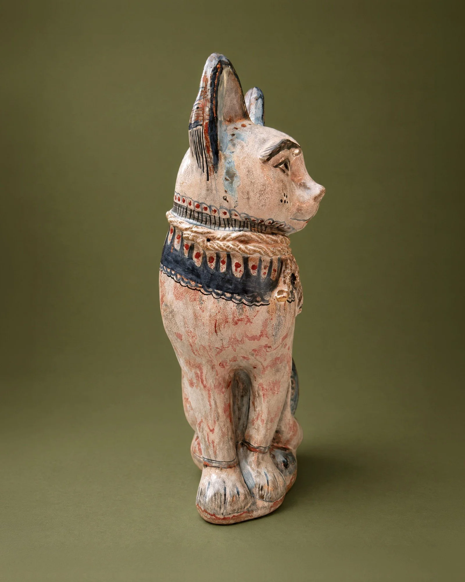 tina-house-standard-ceramic-cat-profile_4x5.jpg