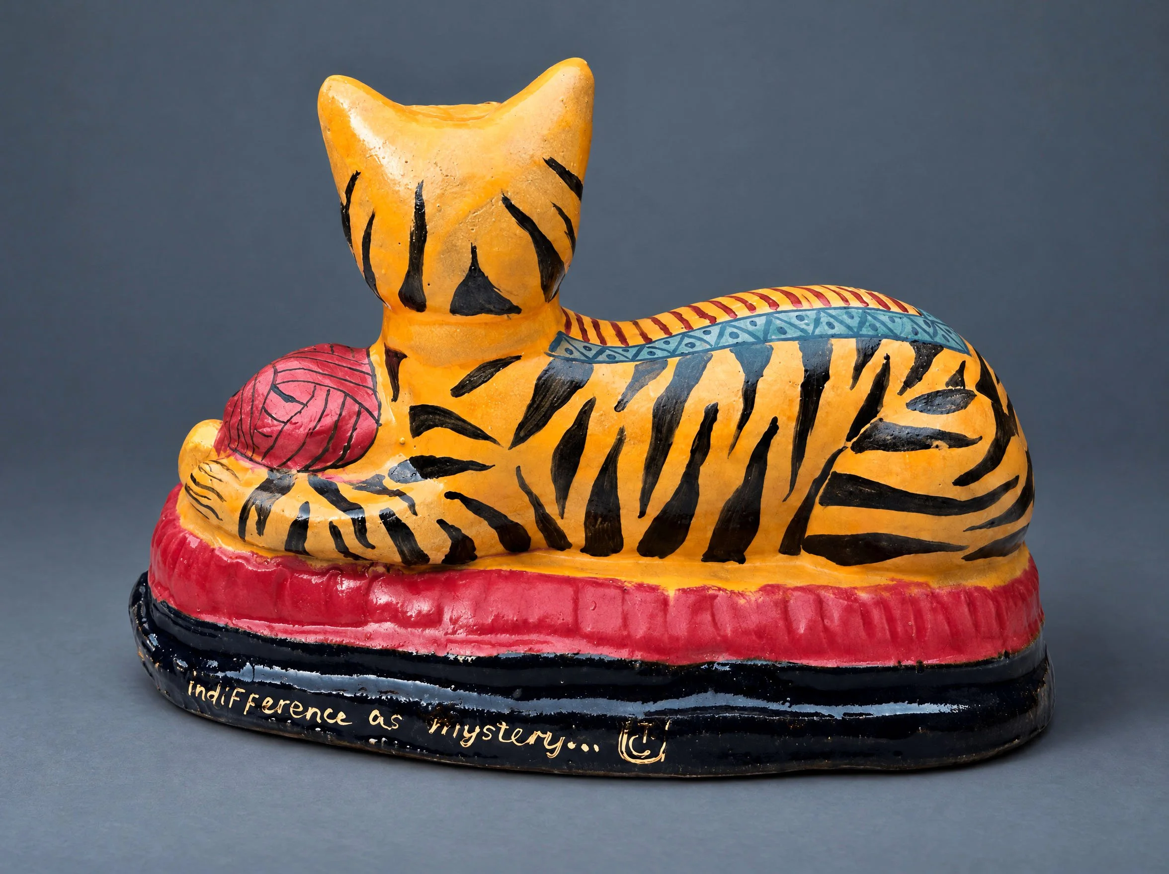 tina-tiger-cat-yarn-back-slate.jpeg