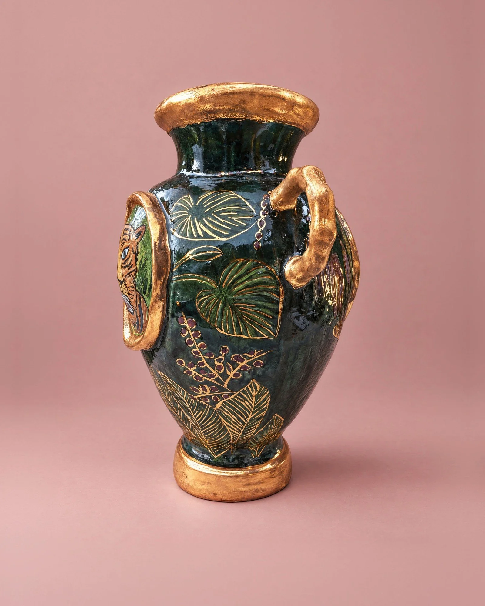 ceramic_tiger_vase_right_three_quarter_dusty_rose_2500_4x5.jpg