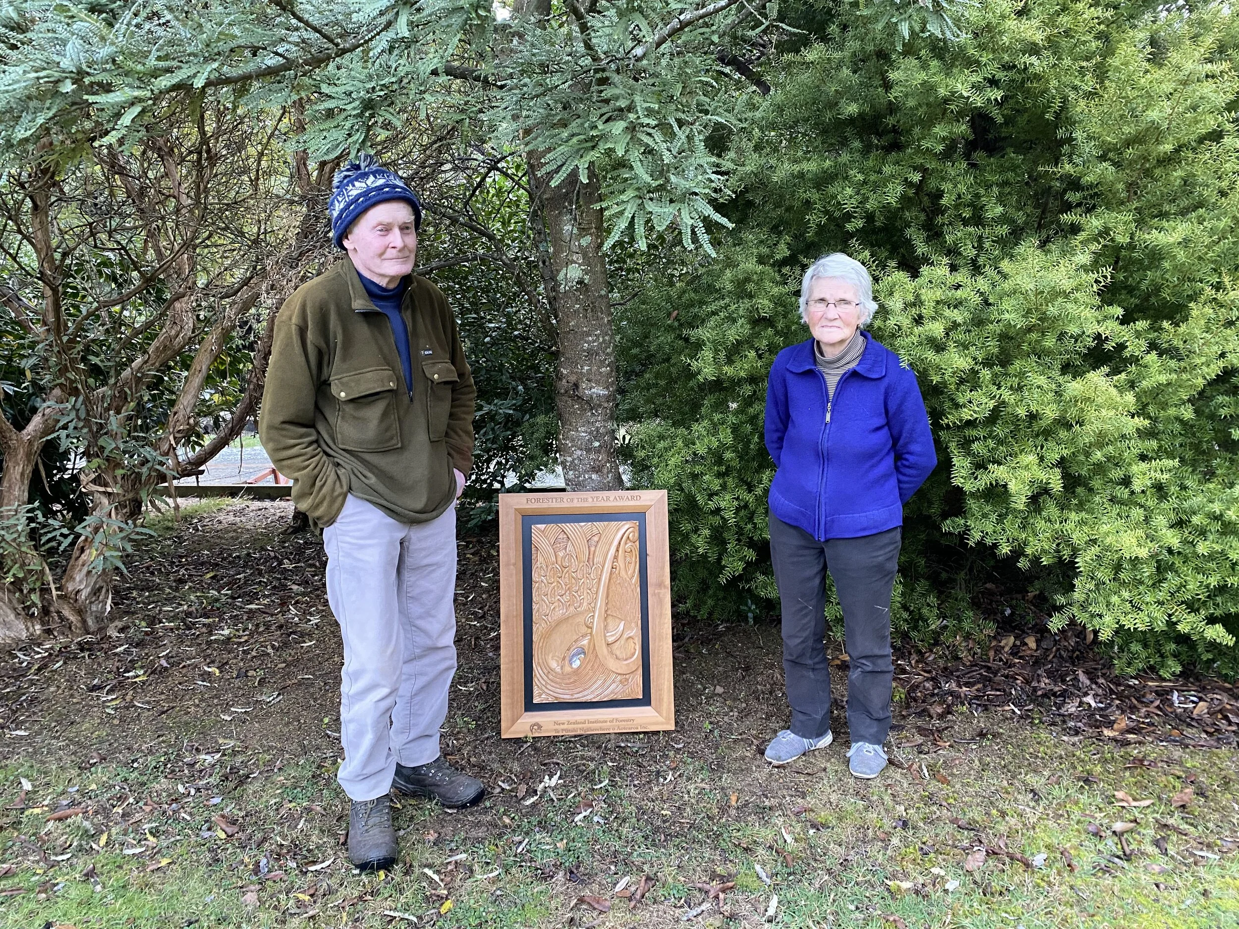 John and Rosalie Wardle with the Forester of the Year award.