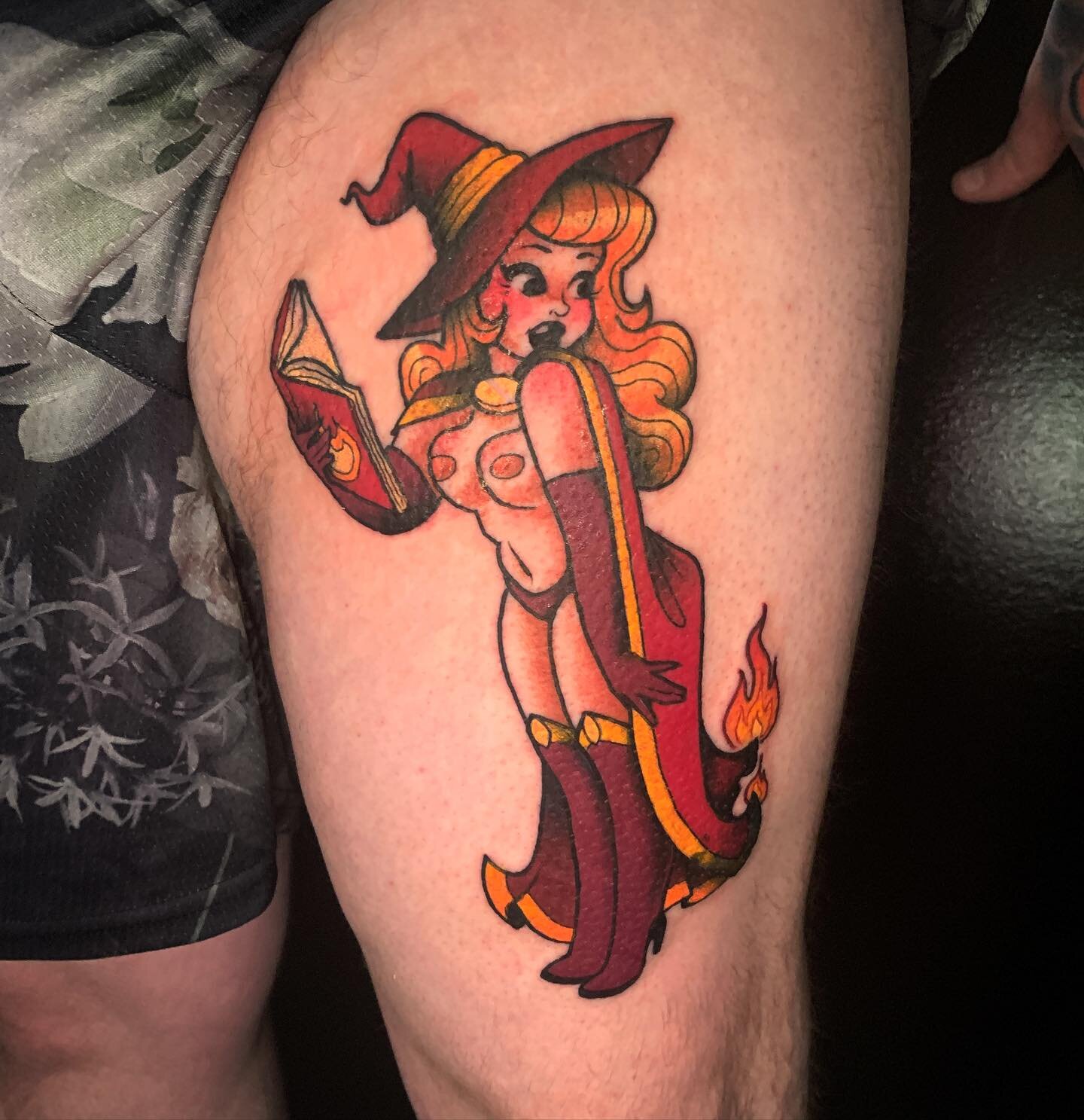 Fire mage, not so good at her tricks!
@vilainstattoo 
.
.
.
***I&rsquo;m only designing tattoos for people who can come to Montreal to get the tattoo. I won&rsquo;t answer messages otherwise. Please don&rsquo;t use my art without my consent.*** *I do