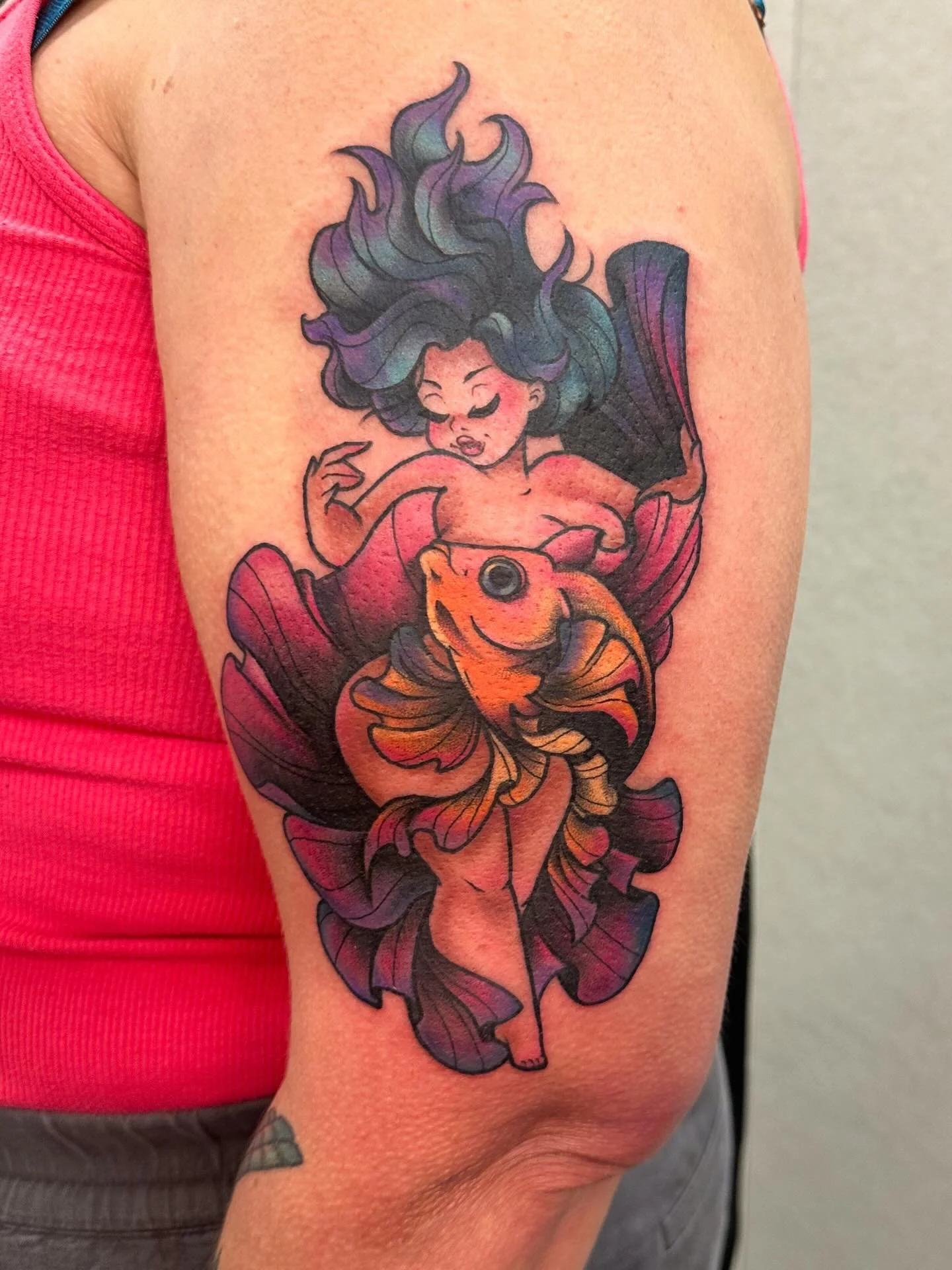 Another from my new flash! Please booking more of these 🥰
📍@opheliatatouage 
💌BOOKING ALWAYS OPEN💌 
Currently booking : FEBRUARY &bull; MARCH &bull; APRIL 
DM &bull; EMAIL &bull; FORM 
🪬Link in bio to see all my flashs🪬
💘Comment, like and shar