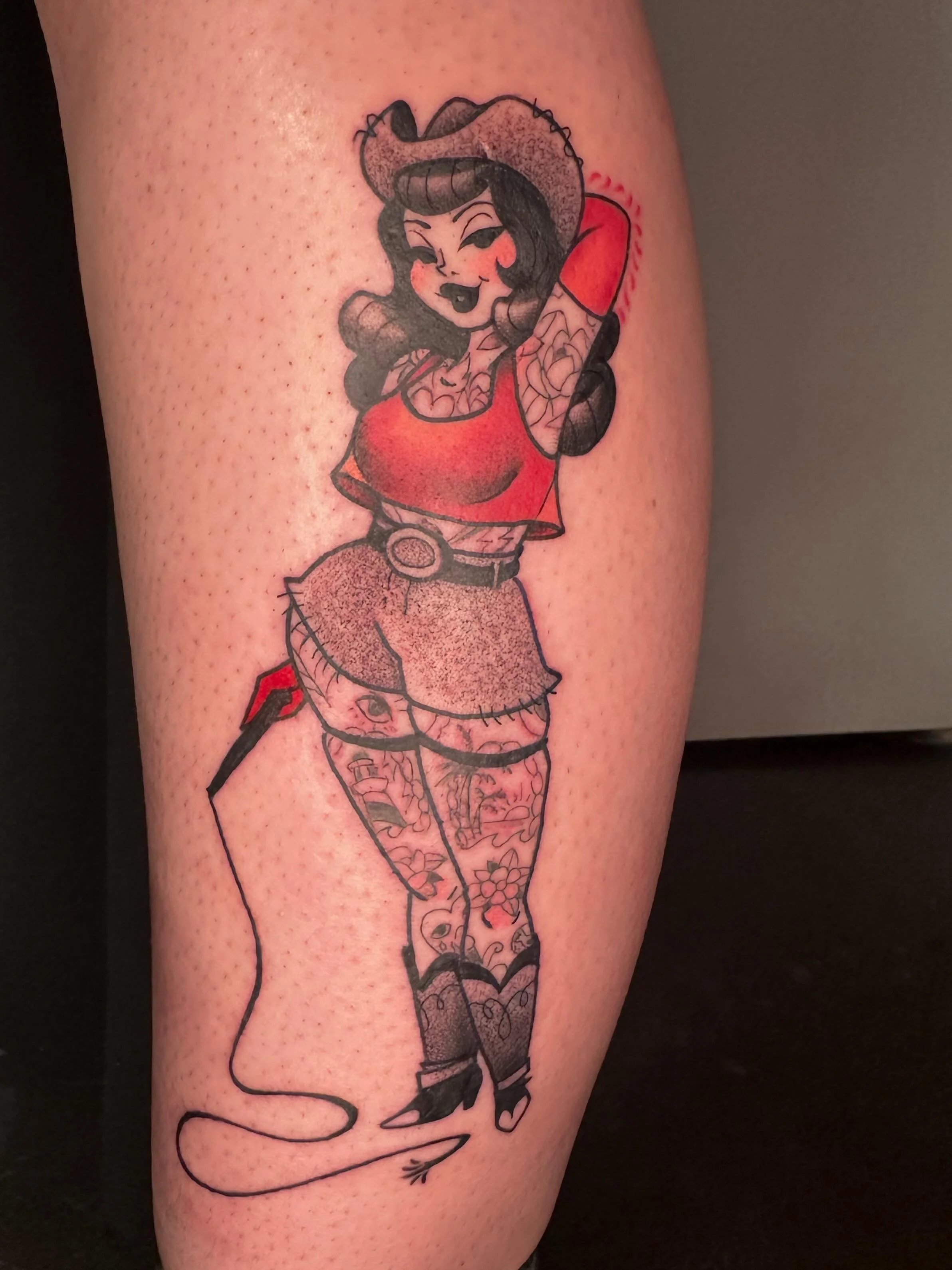 Yee hawww! Cutie cowgirl! Thanks for making the trip from BC!
📍@opheliatatouage
 💌BOOKING ALWAYS OPEN💌 
Currently booking : JUNE &bull; JULY &bull; AUGUST 
DM &bull; EMAIL &bull; FORM 
🪬Link in bio to see all my flashs🪬 
💘Comment, like and shar