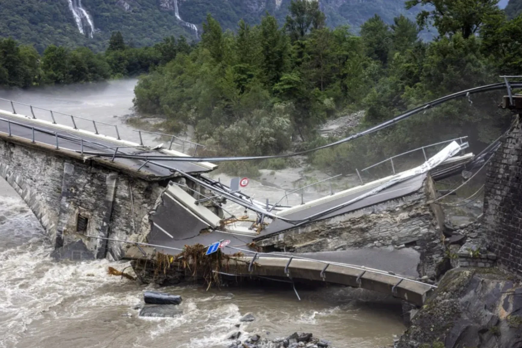 Deadly Landslides Hit Iconic Swiss Bouldering Area