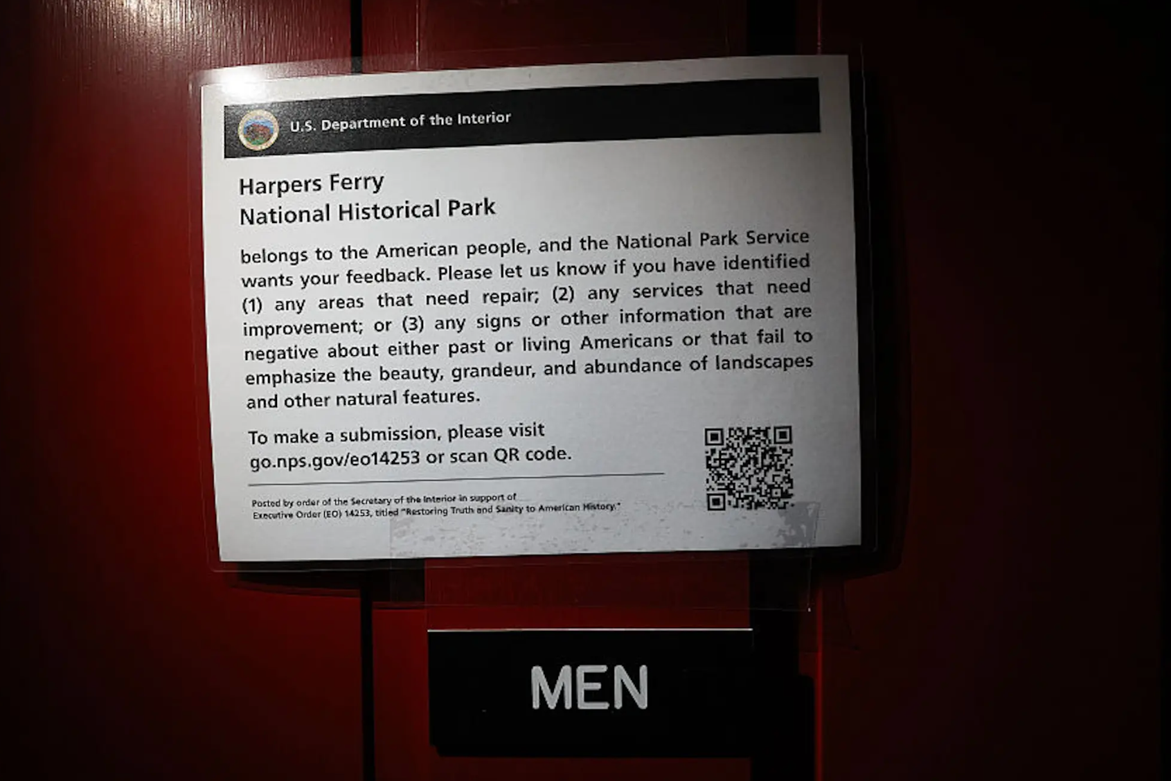 The NPS Just Yanked Historical Signs From the Grand Canyon, Glacier, and Other Parks