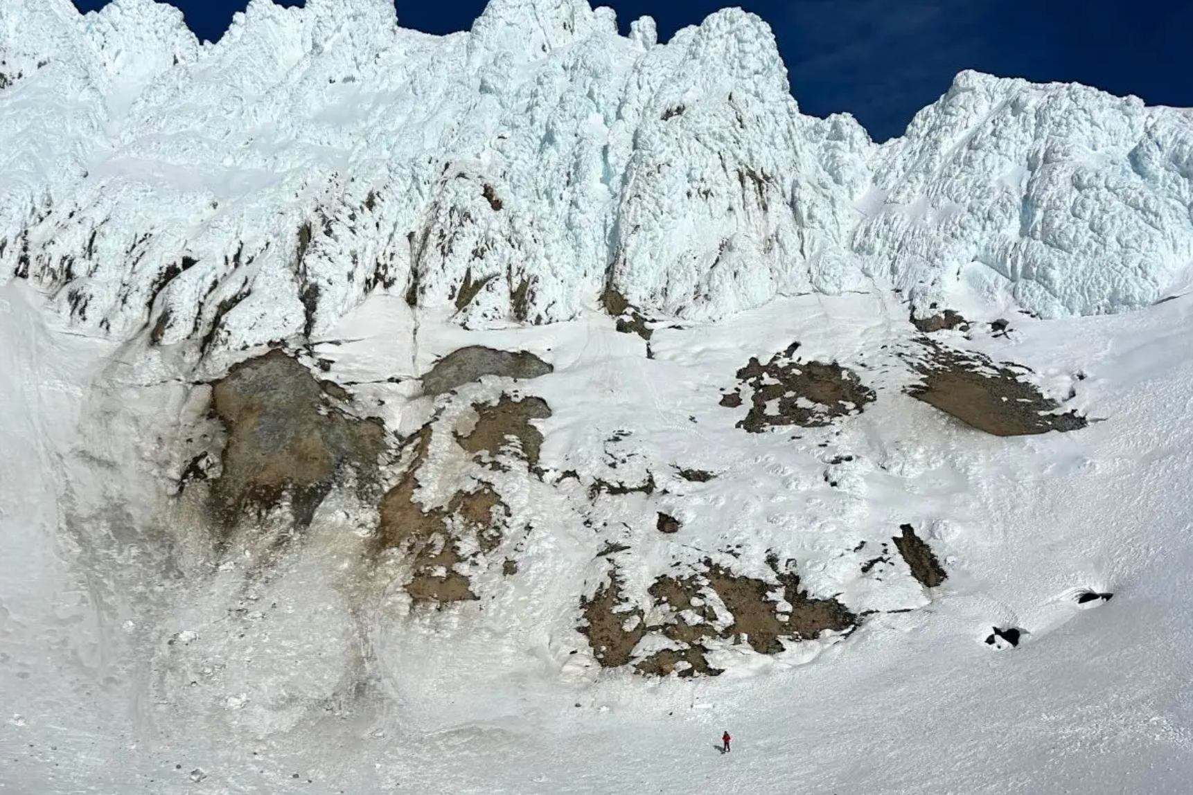 Friends Question Why Novice Climber Who Died on Mount Hood Was Free Soloing