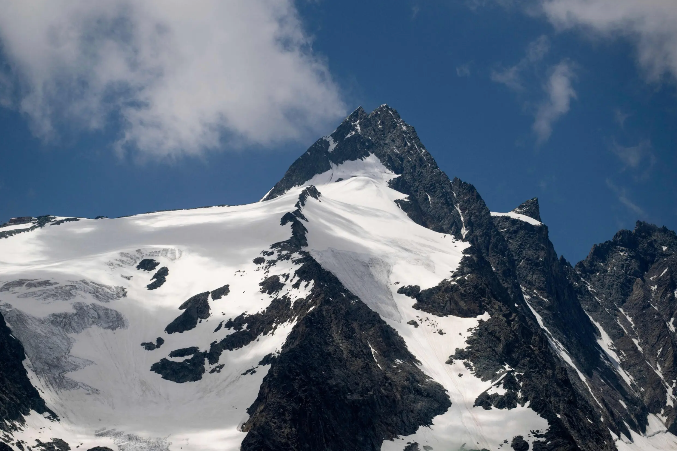 Austrian Climber Found Guilty for Leaving Girlfriend to Die During Winter Ascent