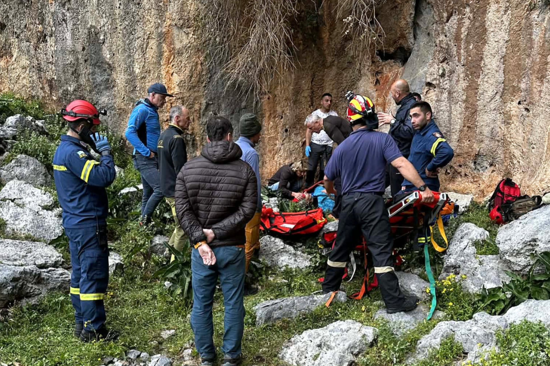 Fatal Kalymnos Fall Highlights Dangers of Aging Bolts—and Limited Rescue Resources