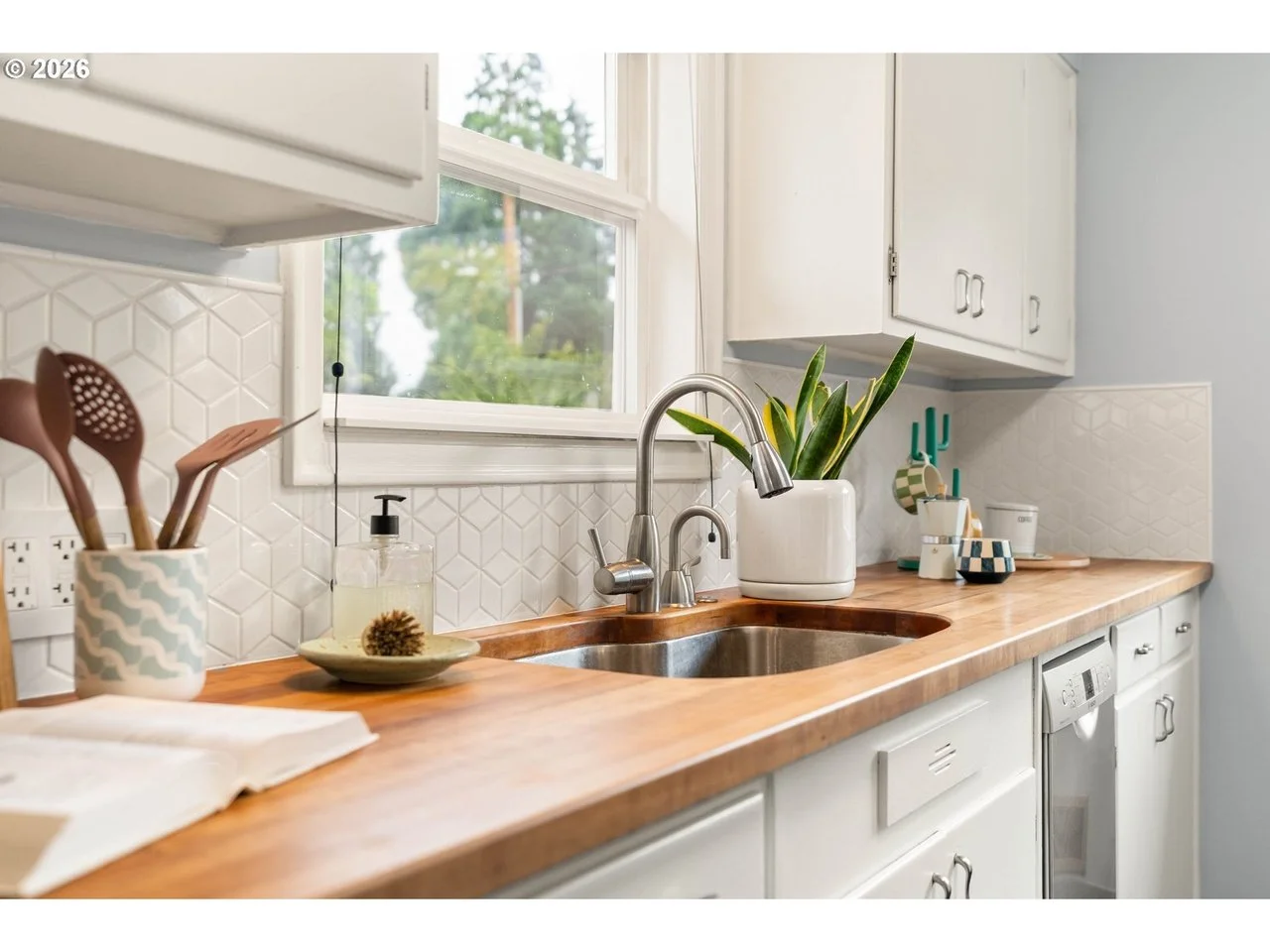 1050 SE 73rd Ave - 22.jpg