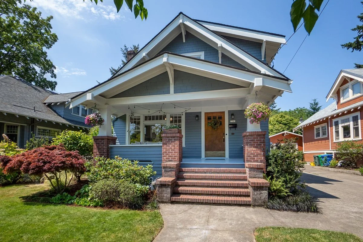 2345 NE 48th.webp