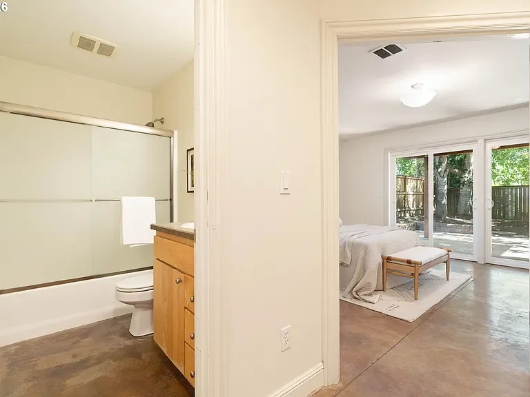 1518 SE 30th - 39.webp