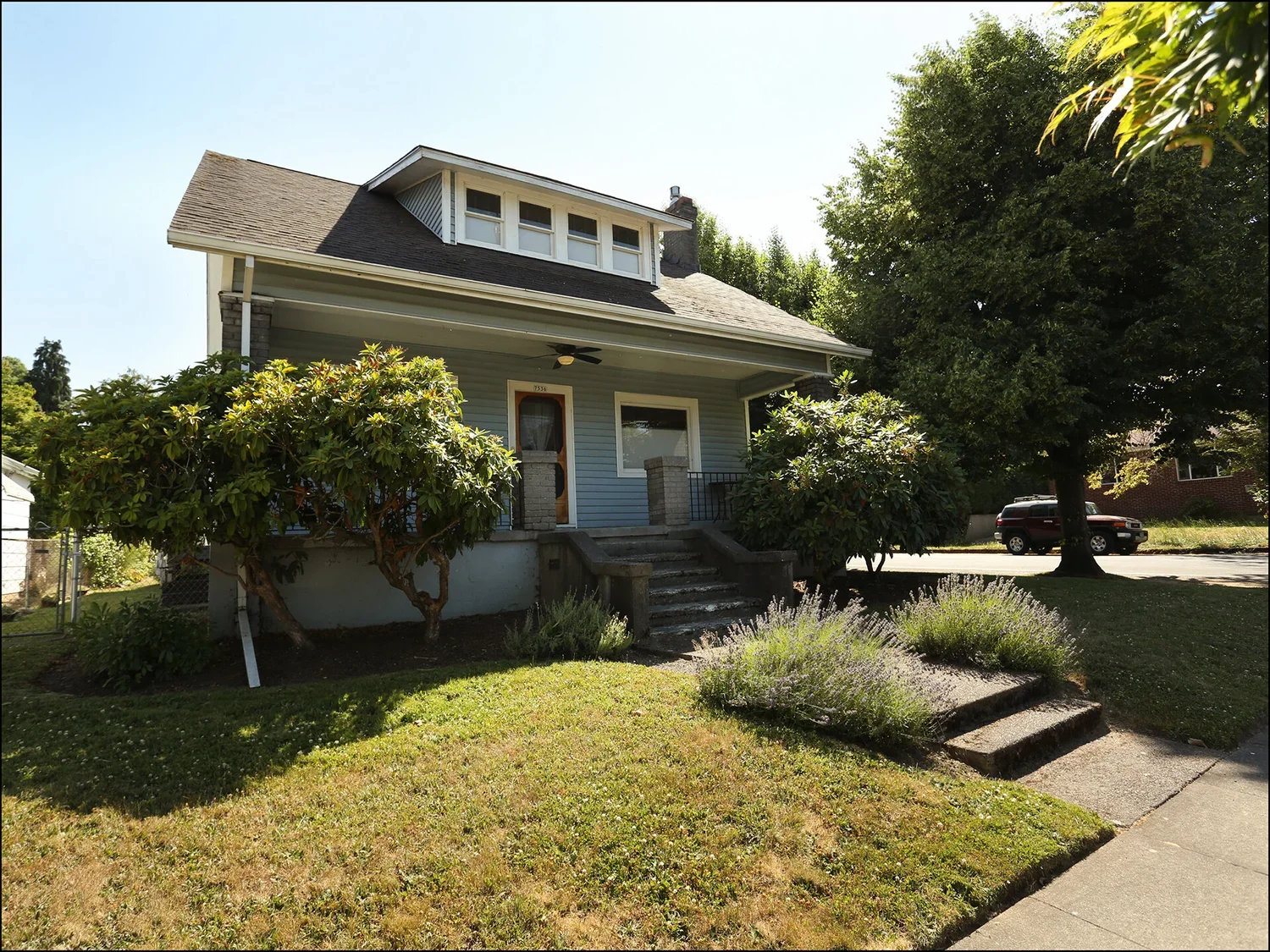 7536 N Smith.webp