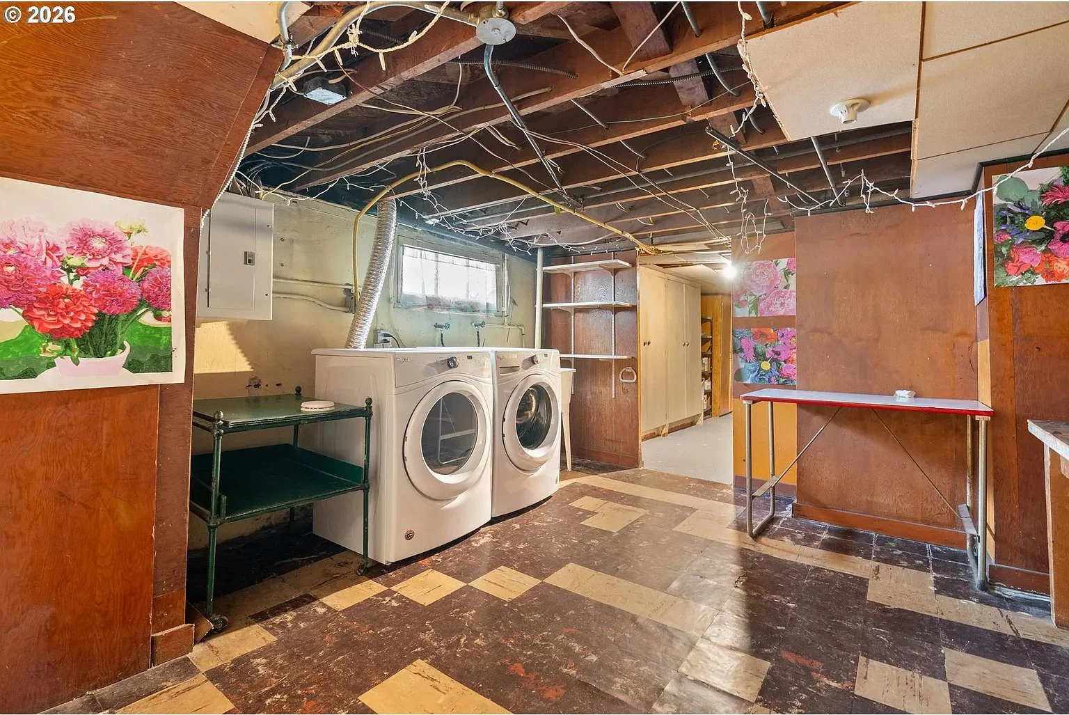 2725 NE28th - 37_cropped.jpg