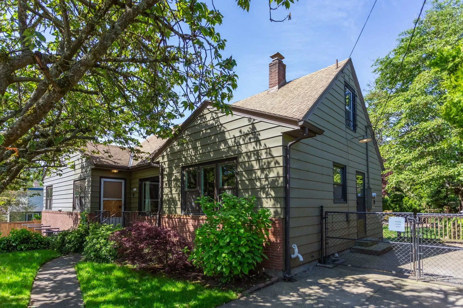 6095 NE 55th.webp