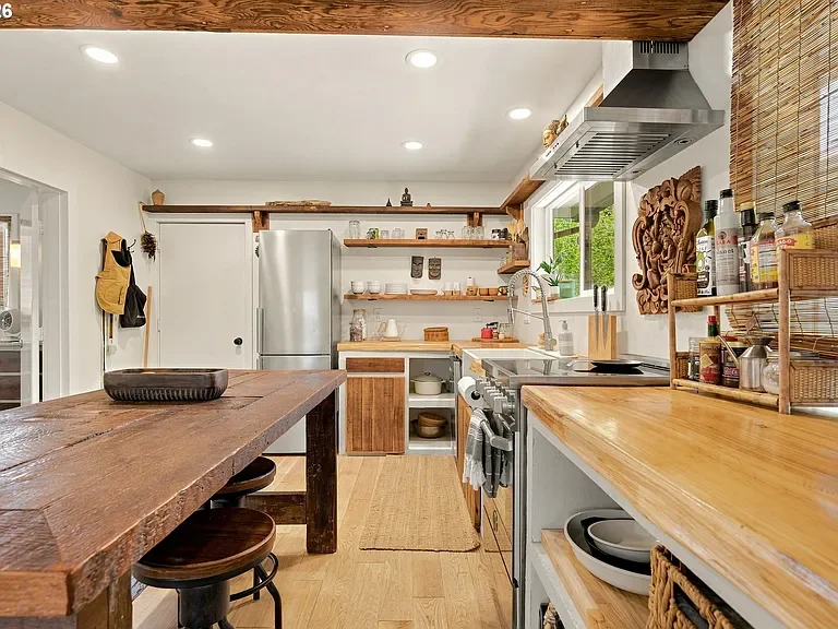 2124 N Humboldt - 13.webp