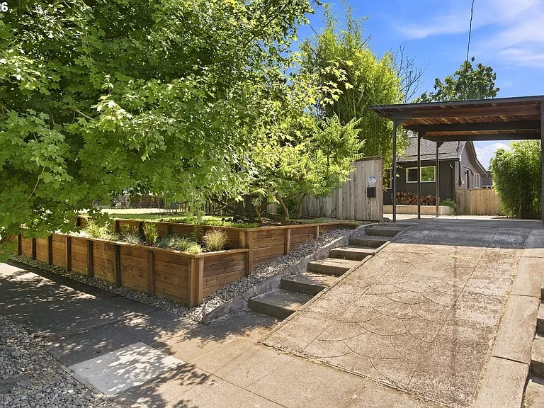 2142 N Humboldt - 44.webp
