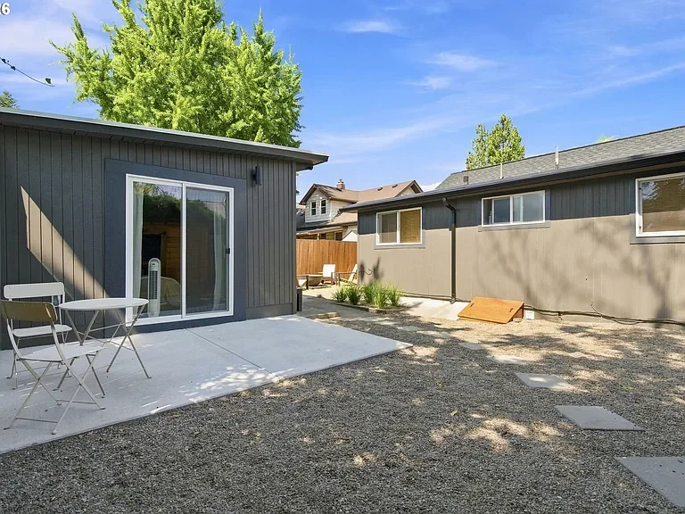 2142 N Humboldt - 38.webp