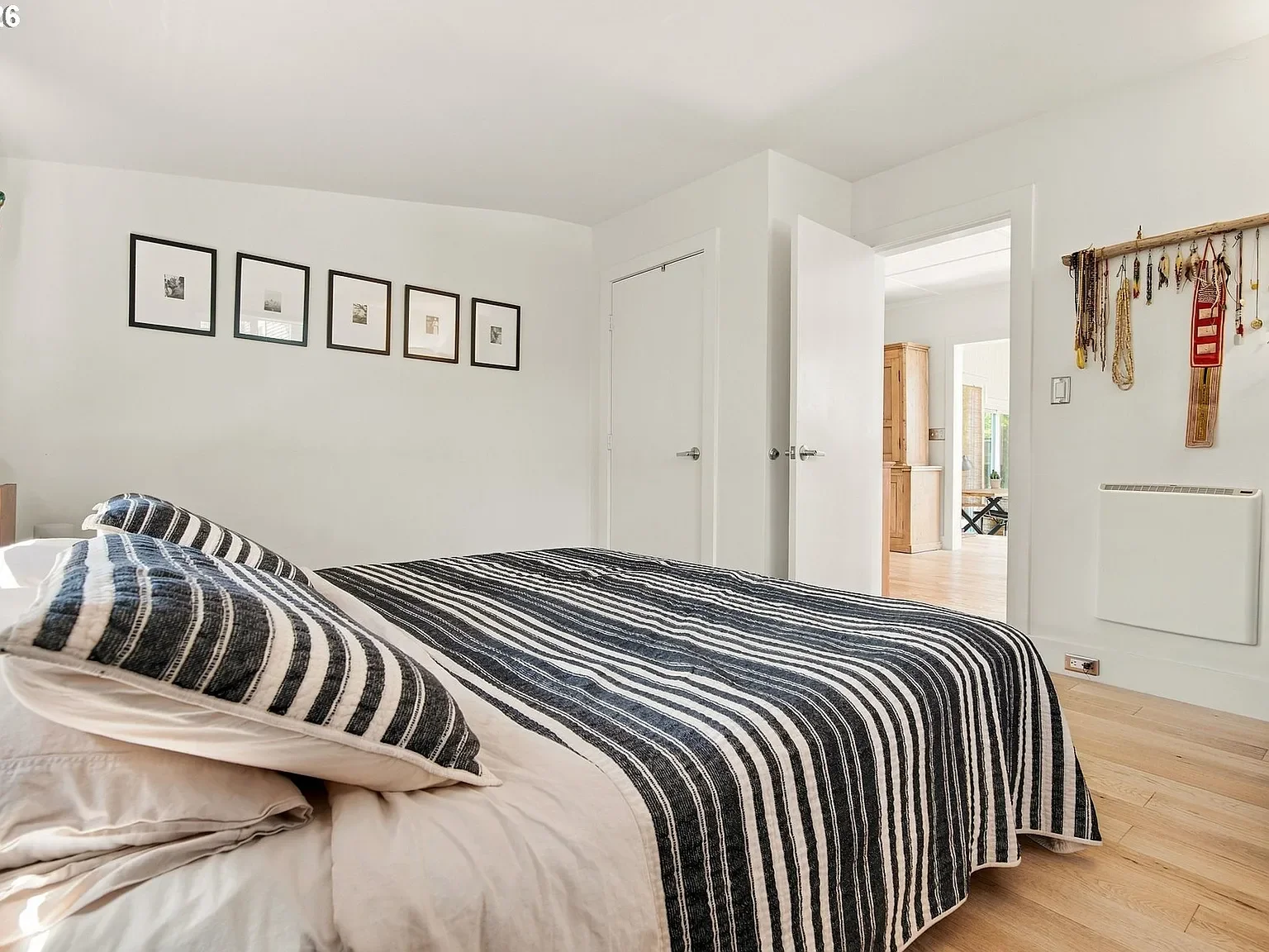 2142 N Humboldt - 27.webp