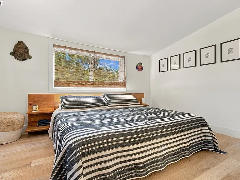 2142 N Humboldt - 26.webp