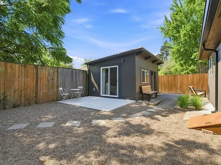 2142 N Humboldt - 37.webp