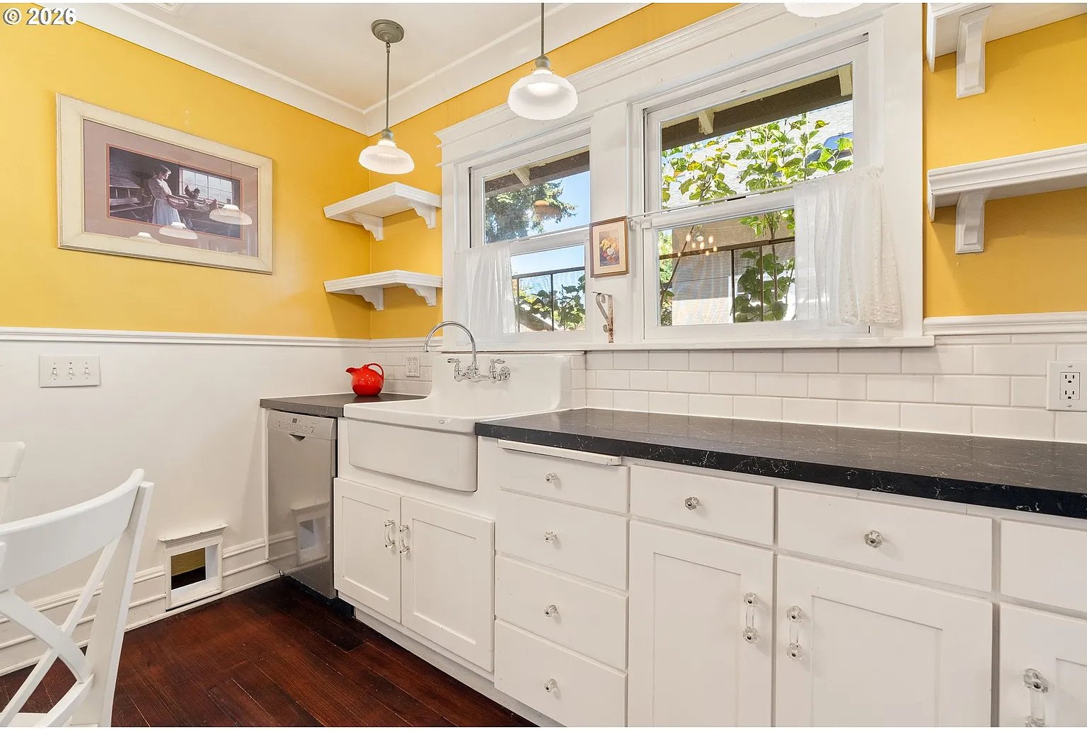 2725 NE28th - 18_cropped.jpg
