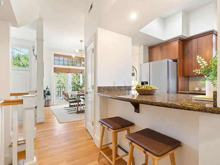 1518 SE 30th - 14.webp