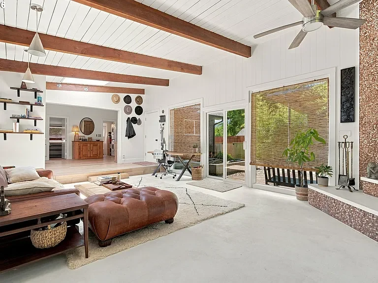 2124 N Humboldt - 8.webp